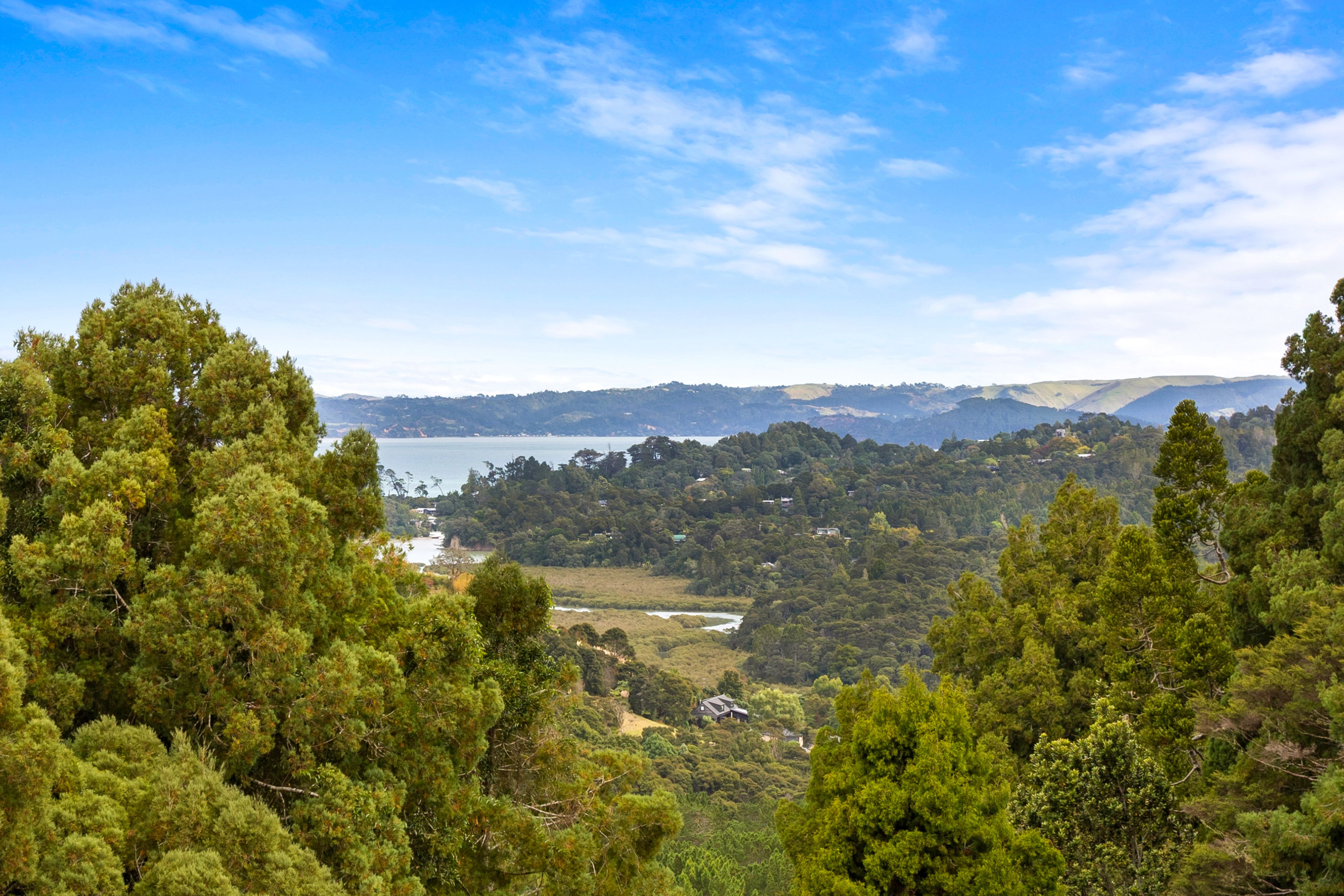 40 Huia Road, Titirangi, Waitakere City