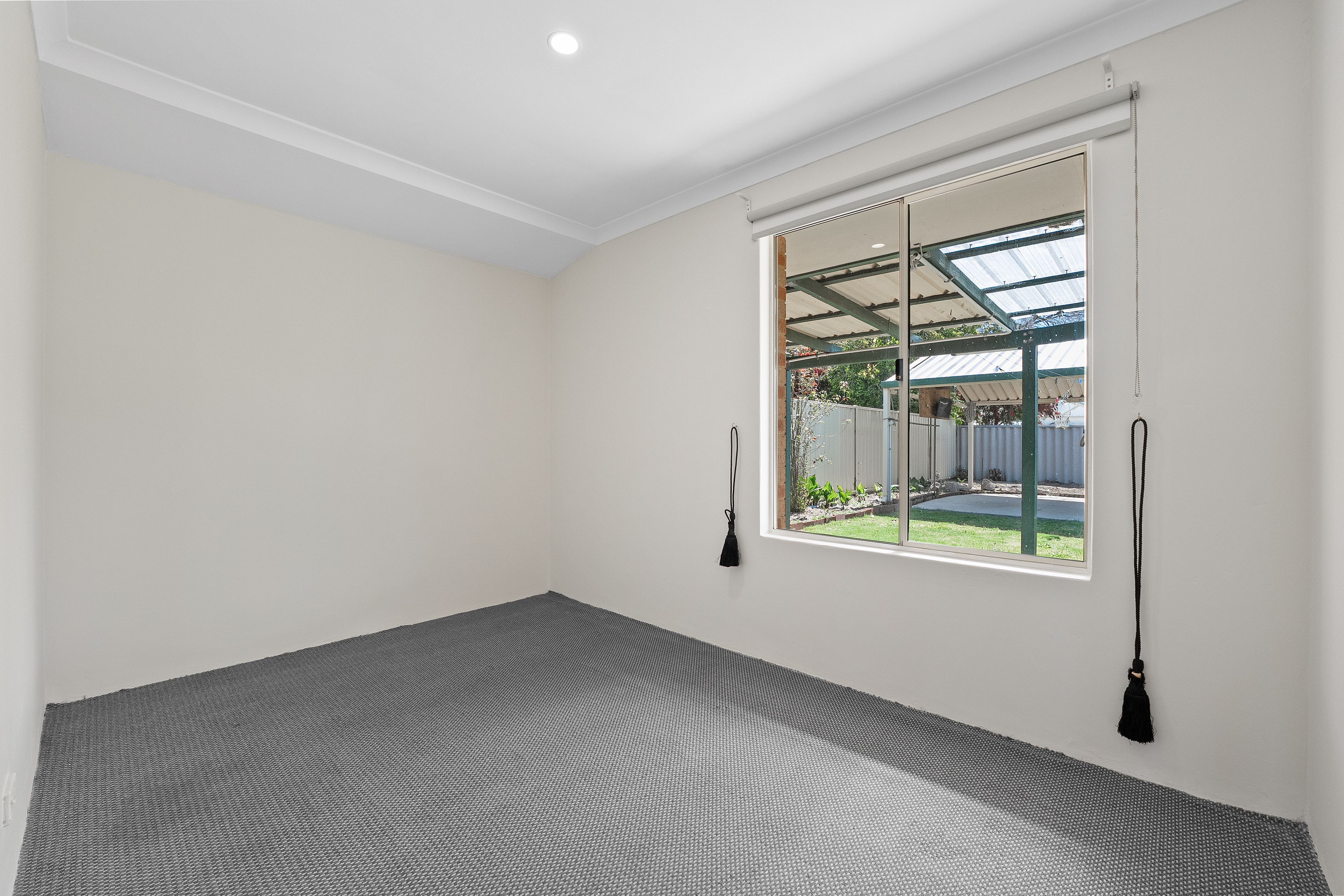 9 Helena Road — photo 16 of 30