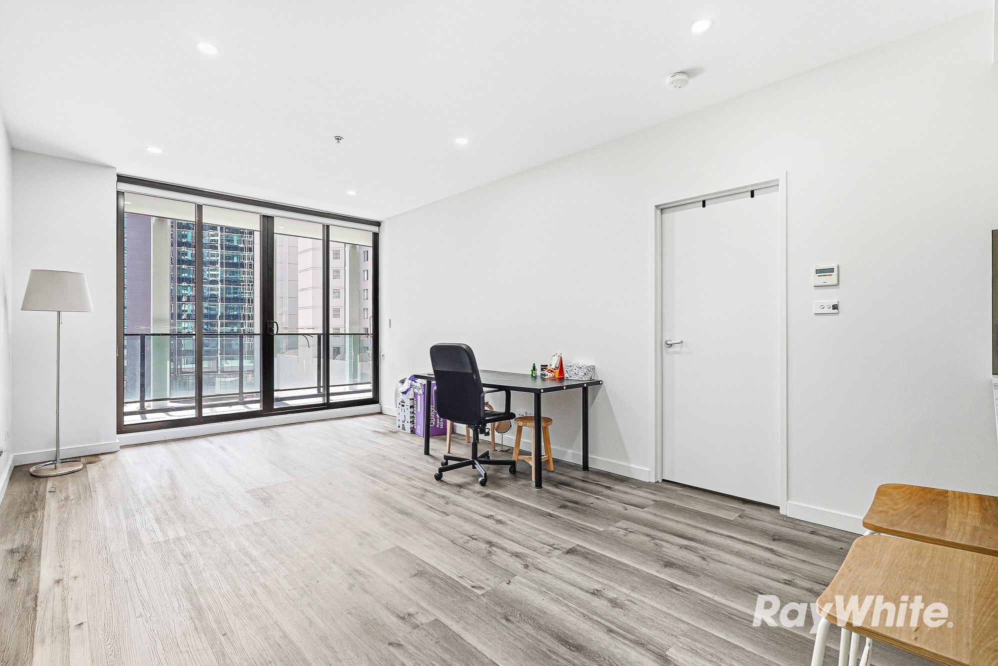 402/11 Hassall Street — photo 11 of 23