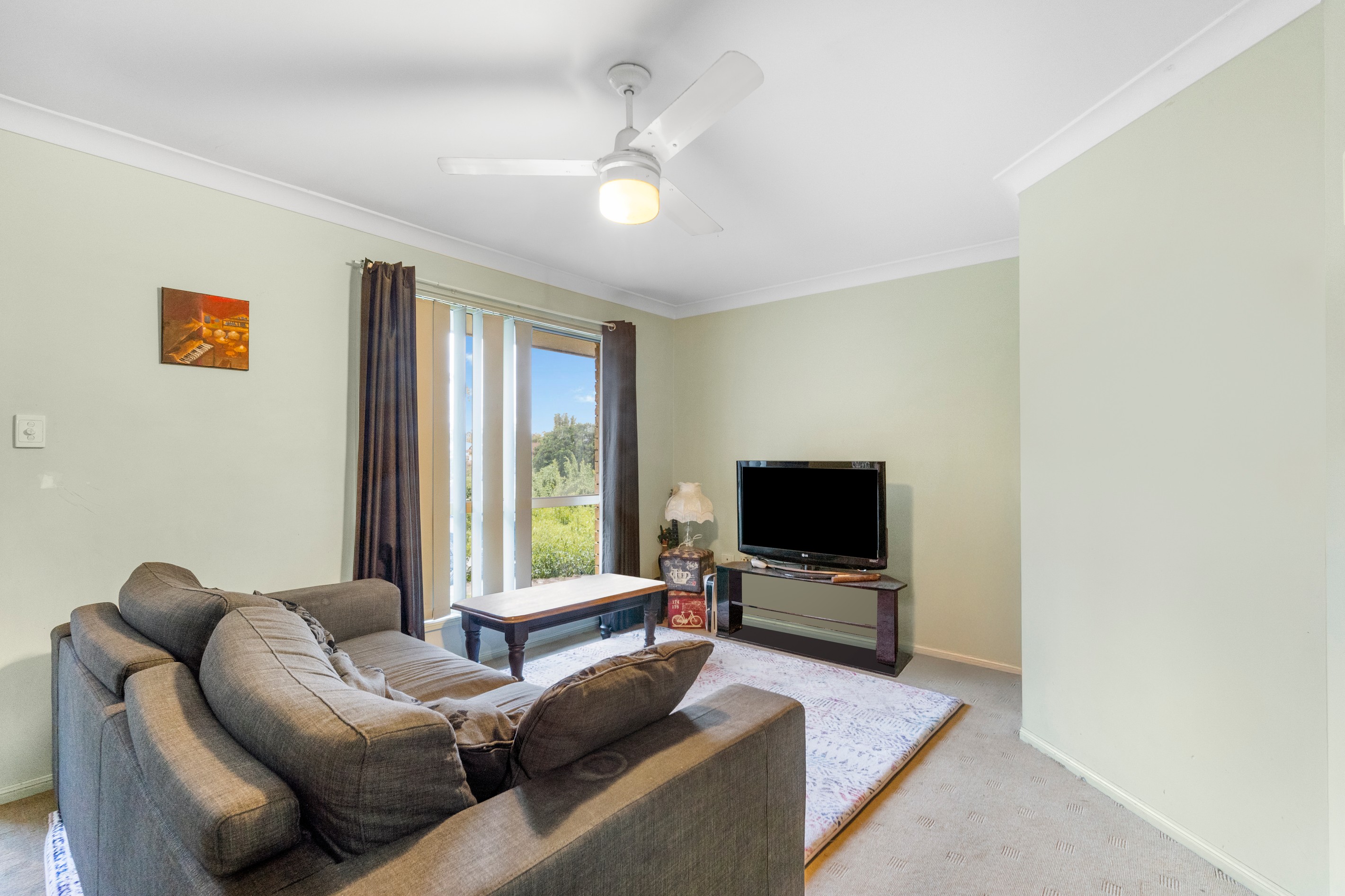 11 Mair Drive, Redbank, QLD 4301