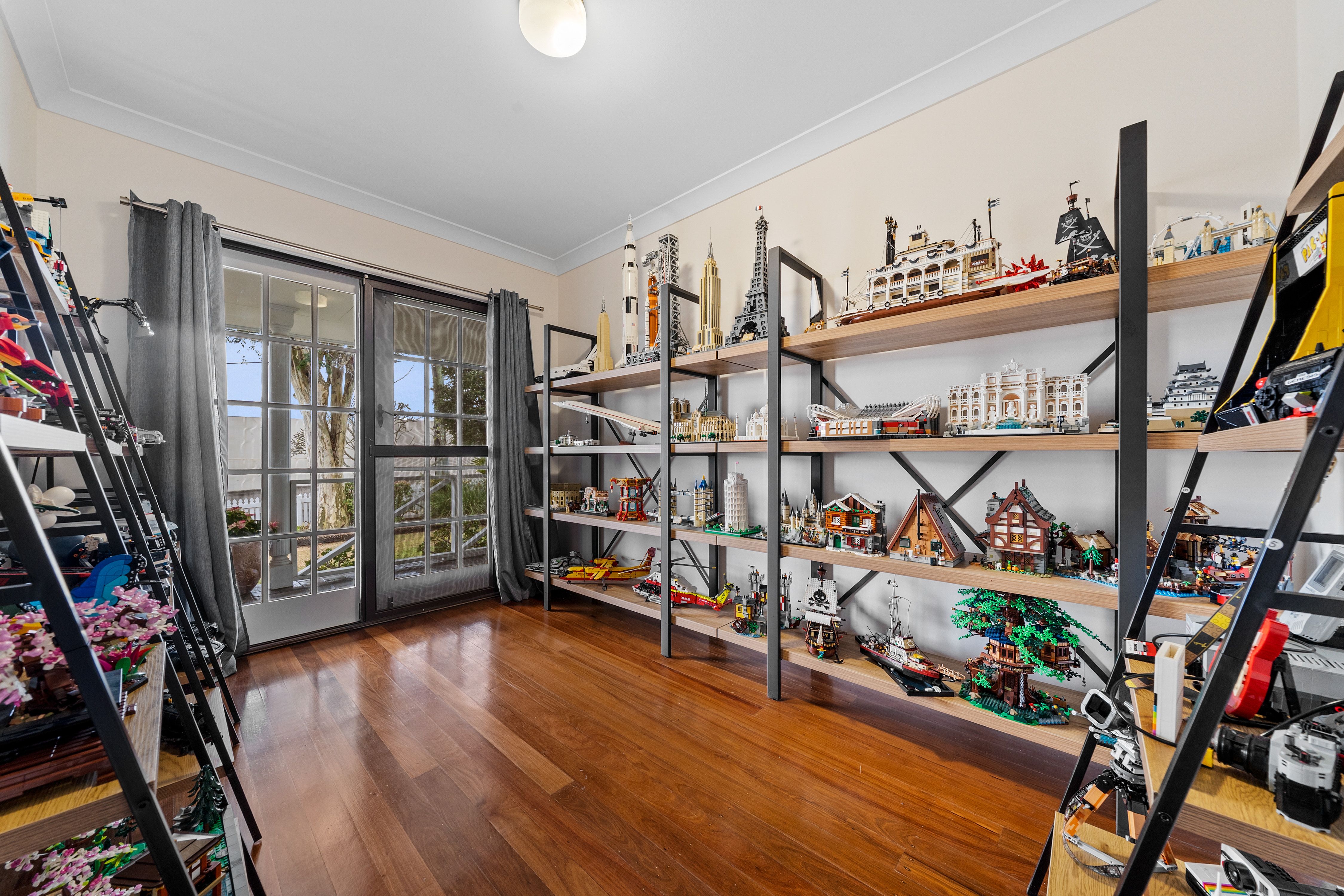 7 Amaroo Rise — photo 12 of 21
