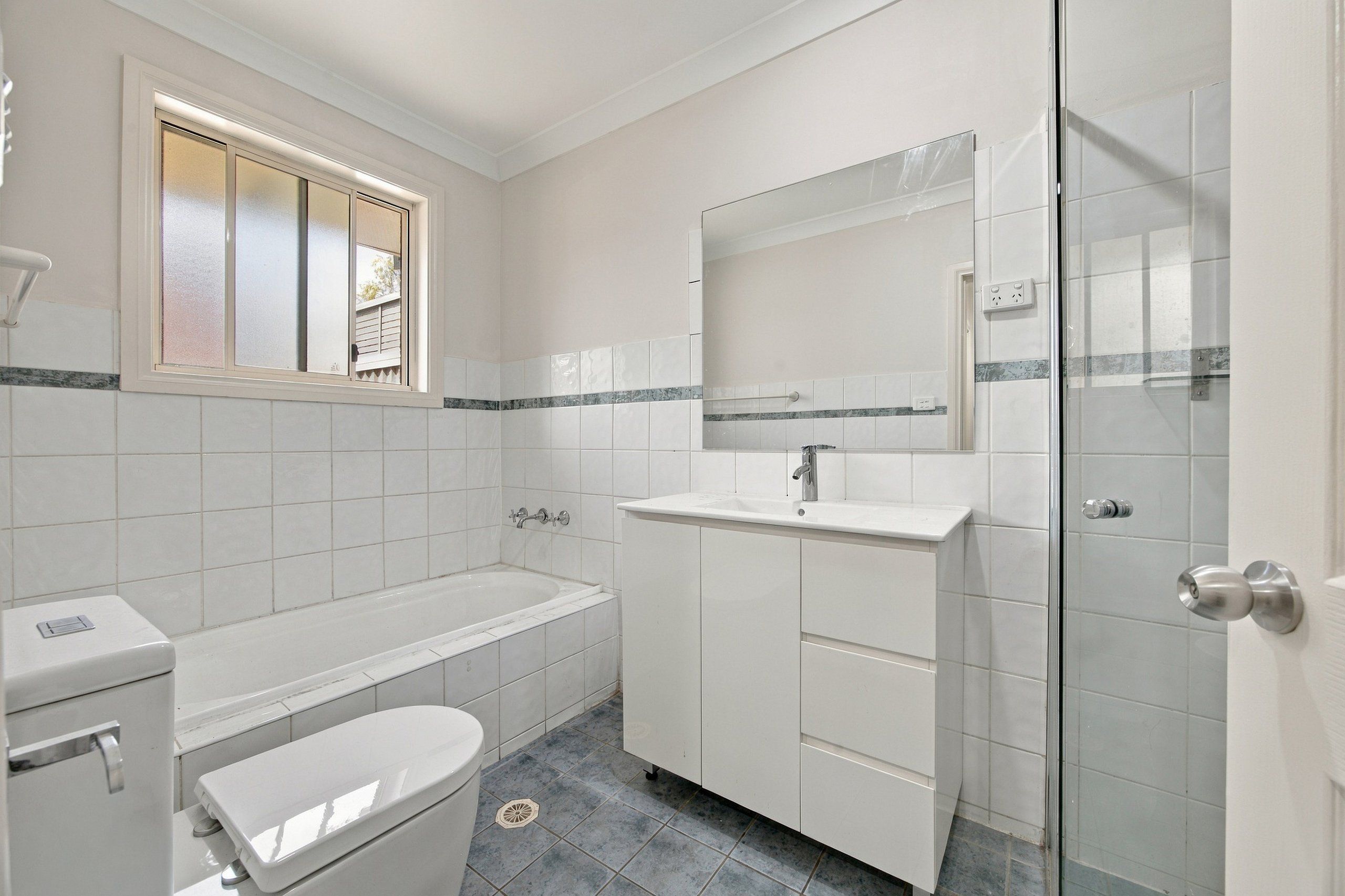 4/50 Toongabbie Road — photo 8 of 17