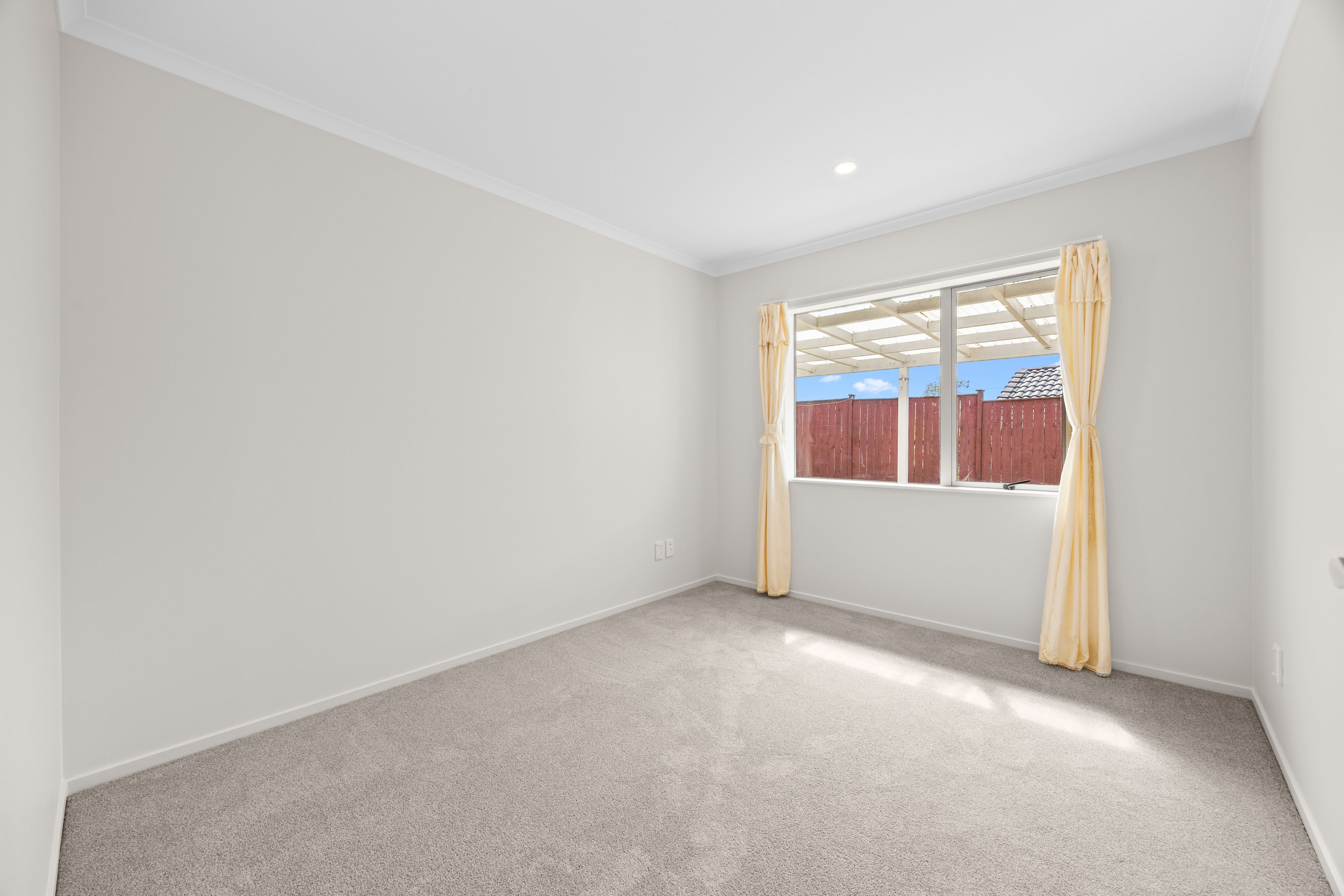 55 South Kensington Way, Henderson, Waitakere City