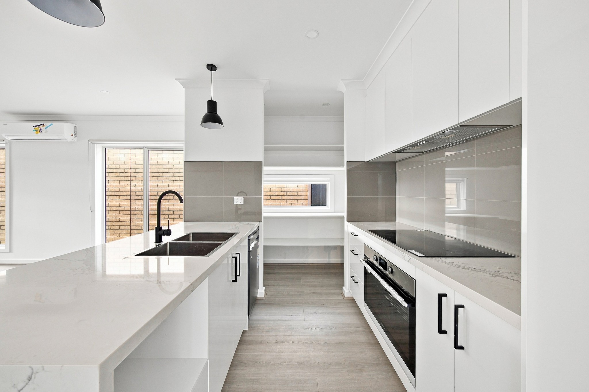 6 Mimosa Grange, Clyde, VIC 3978