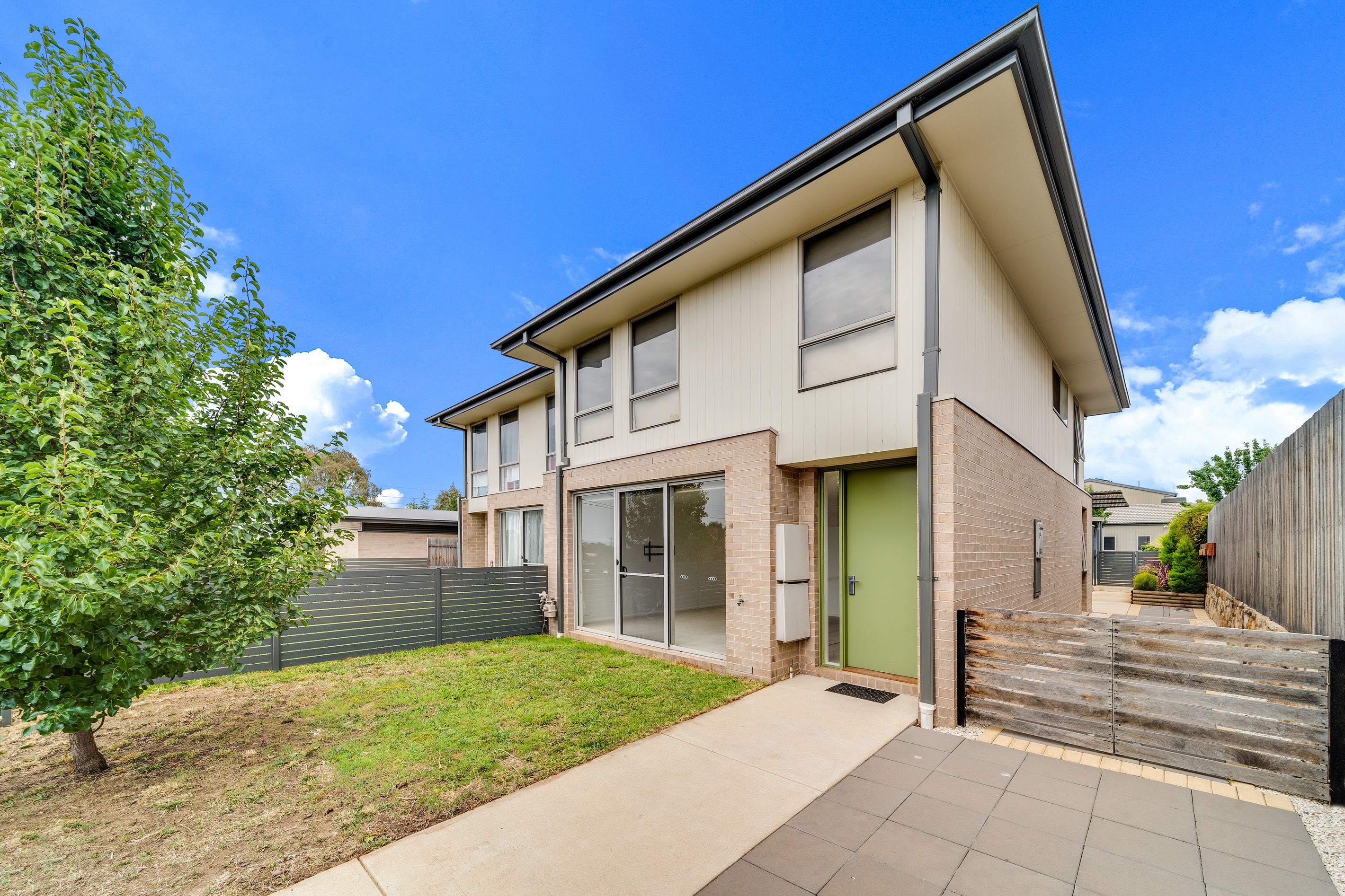 16 Lambrick Lane, Casey, ACT 2913