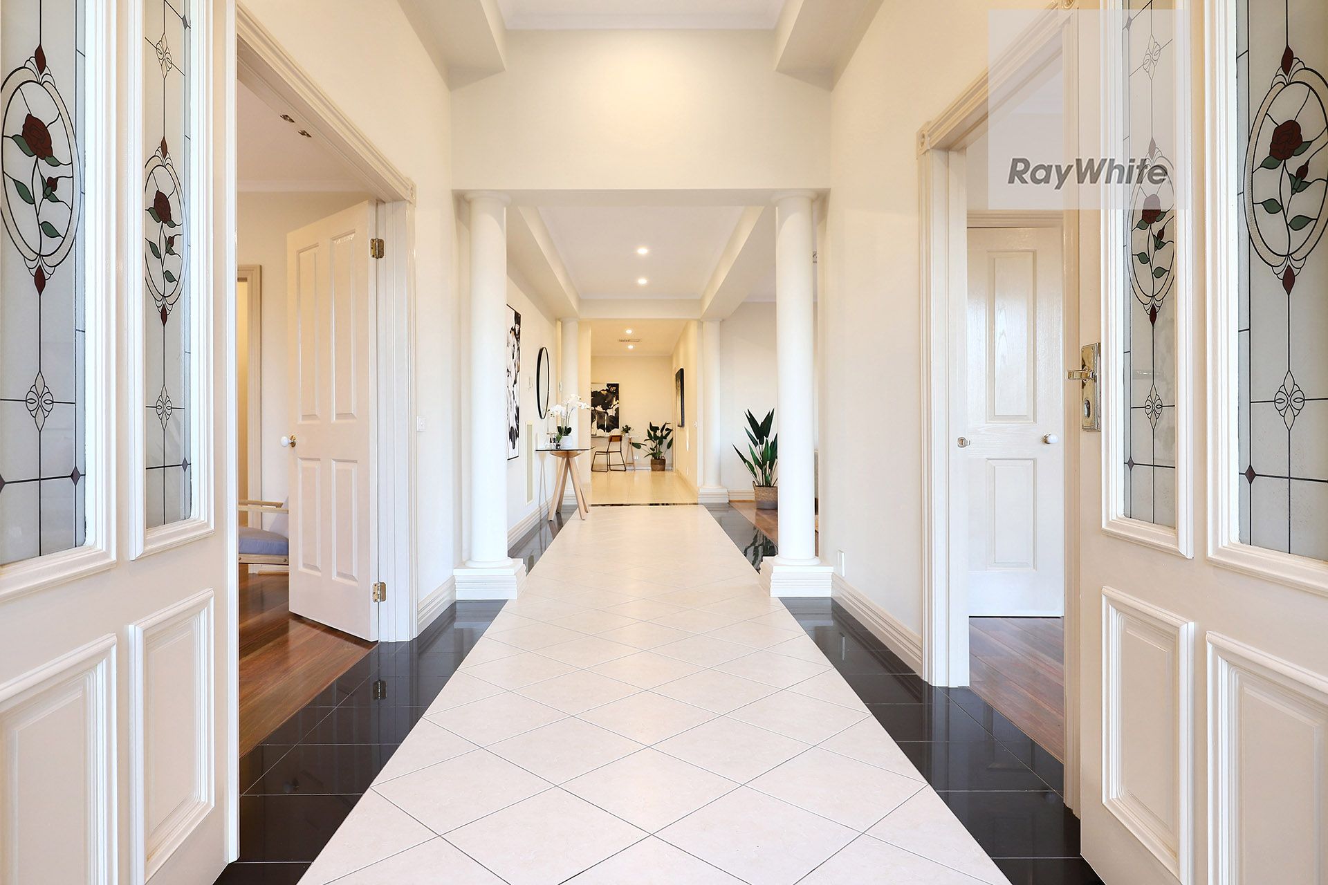 9 Monte Carlo Court, Greenvale, VIC 3059