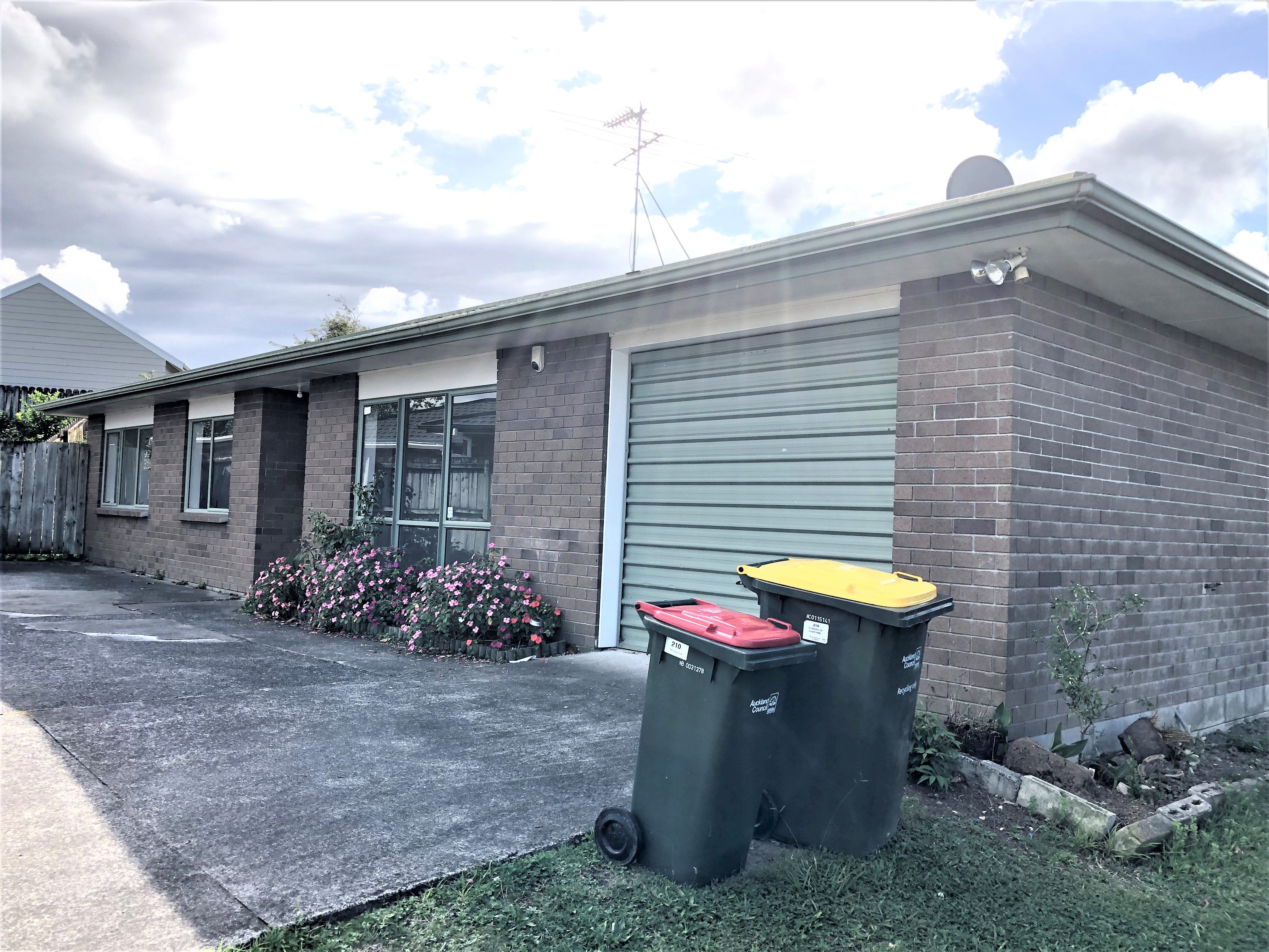 210 Te Irirangi Drive, Flat Bush, Manukau City