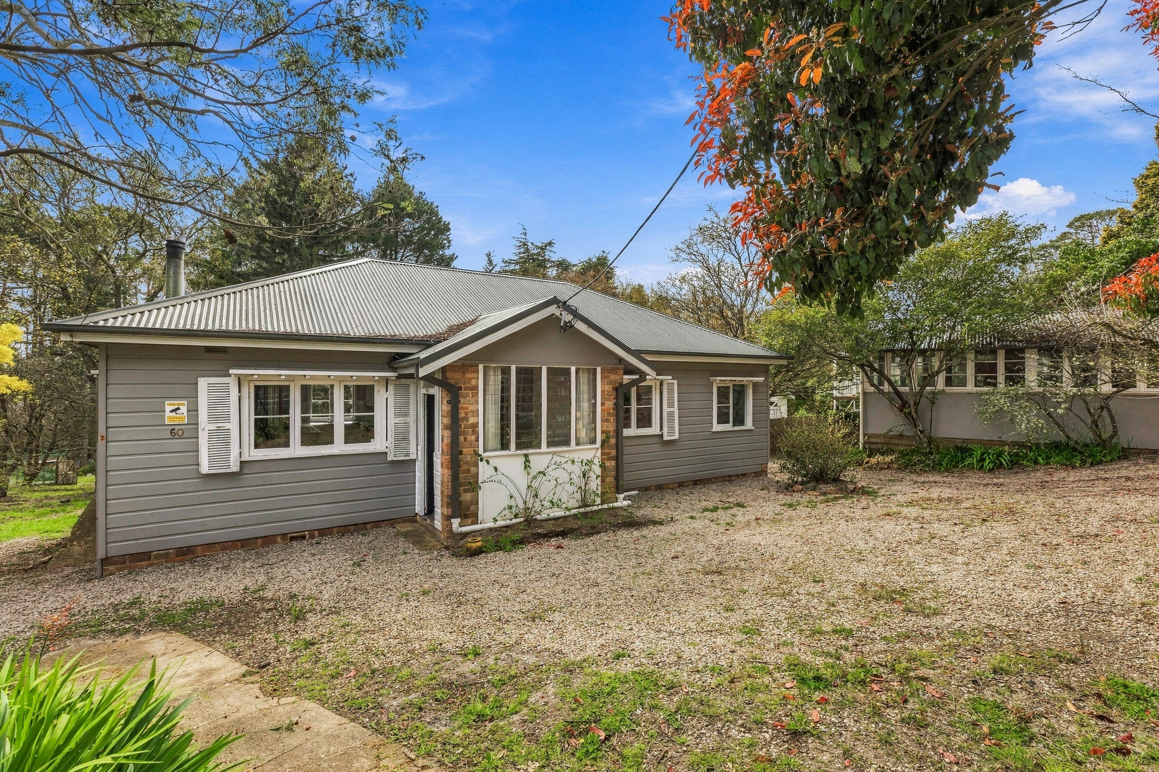 60 Great Western Highway — photo from Ray White Upper Blue Mountains