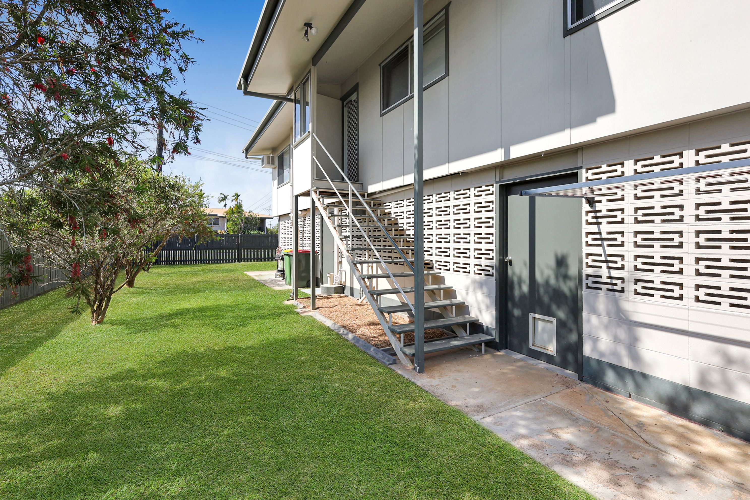 29 Dickson Street — photo 15 of 26