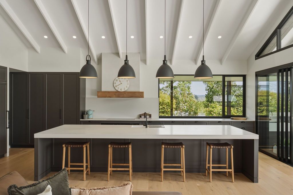 55 Ball Road — photo 4 of 21
