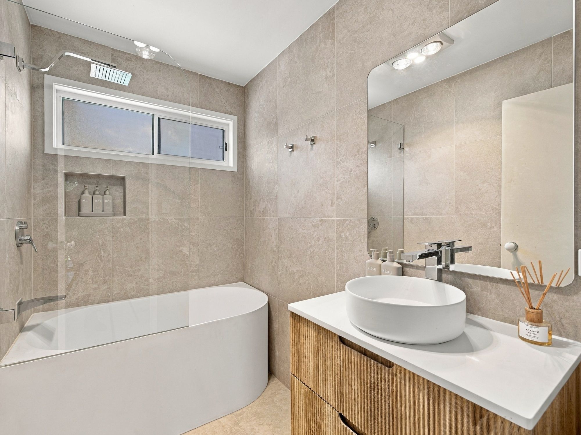 35 Billson Street — photo 14 of 23