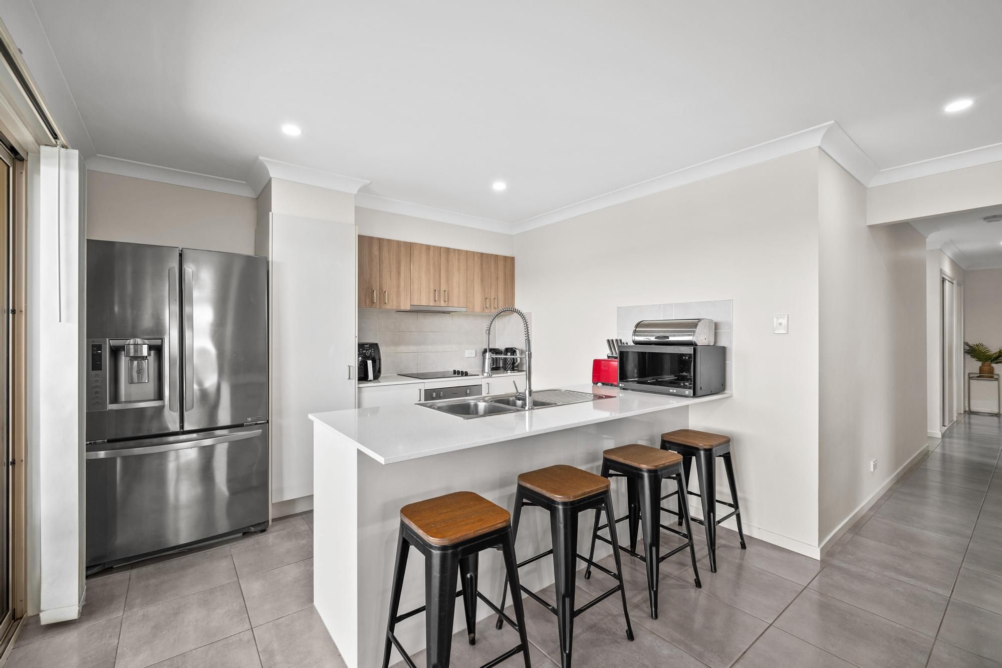 10 Zhang Street, Holmview, QLD 4207