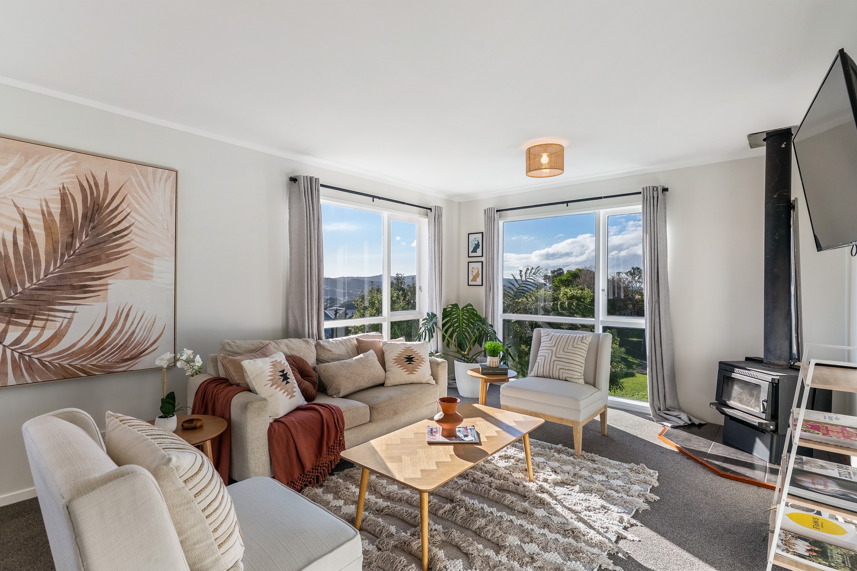 17B Colchester Crescent, Newlands, Wellington City
