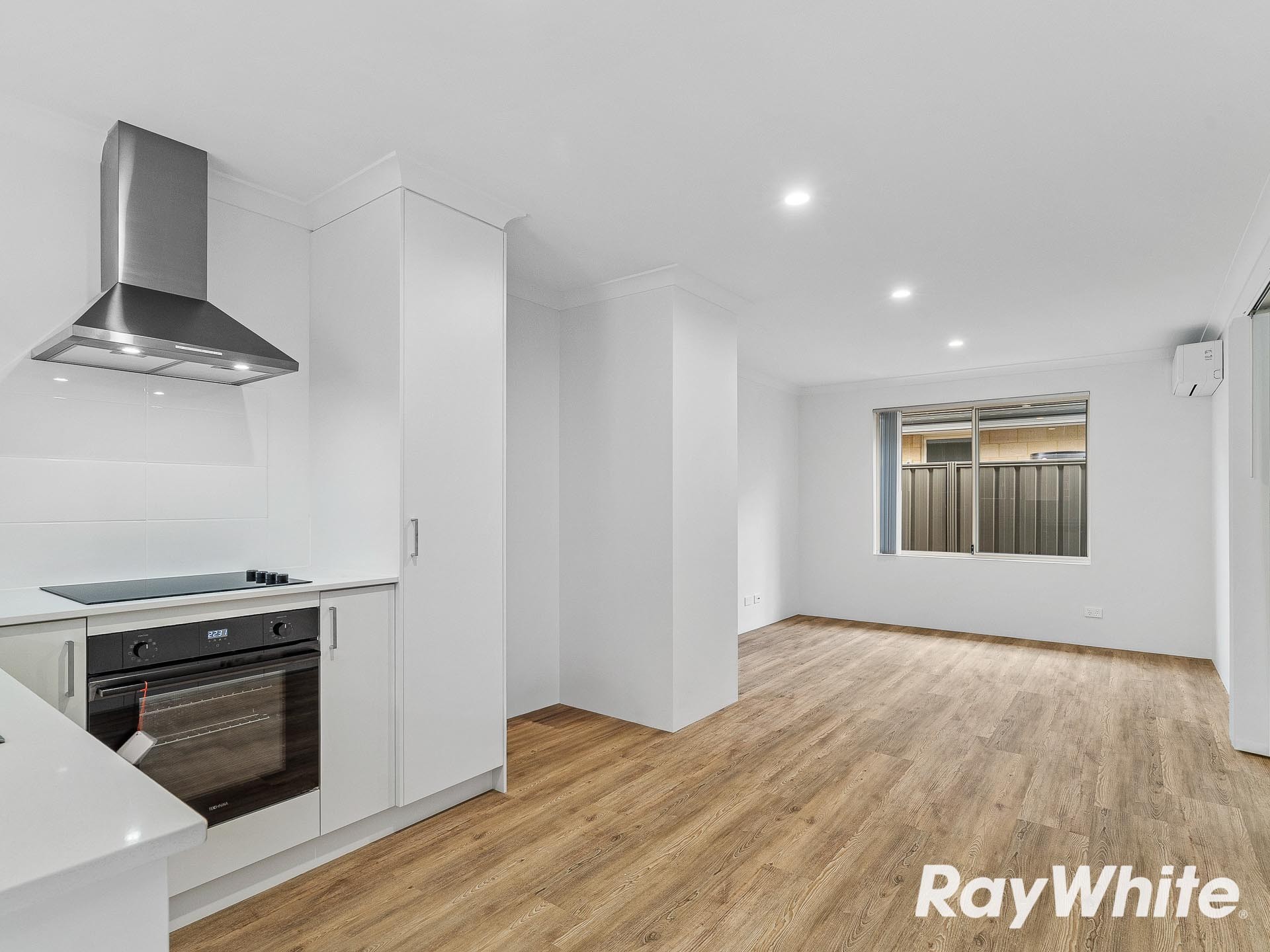 11a/22 Old Pinjarra Road, Greenfields, WA 6210
