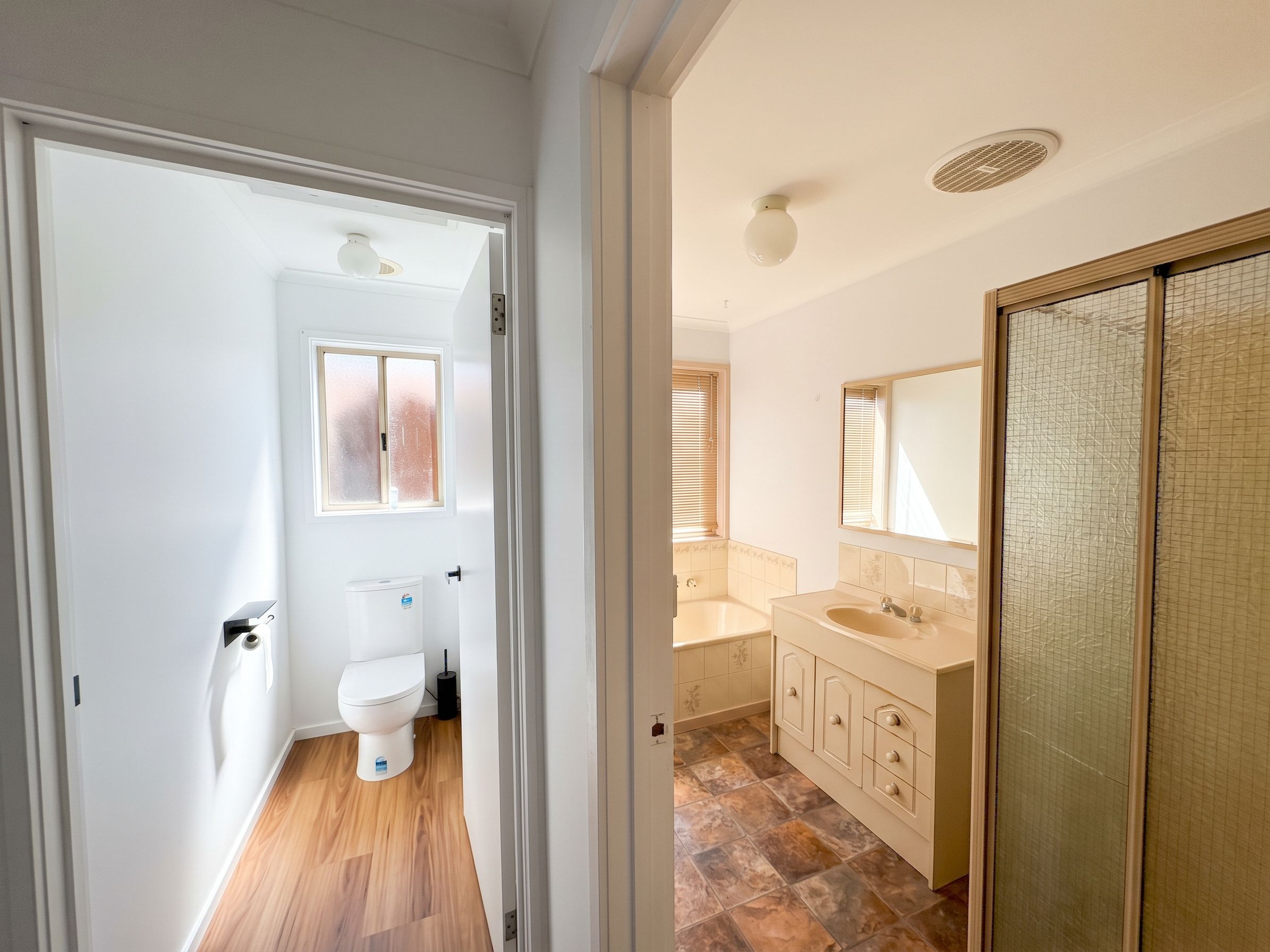 38 Laverock Road — photo 7 of 9