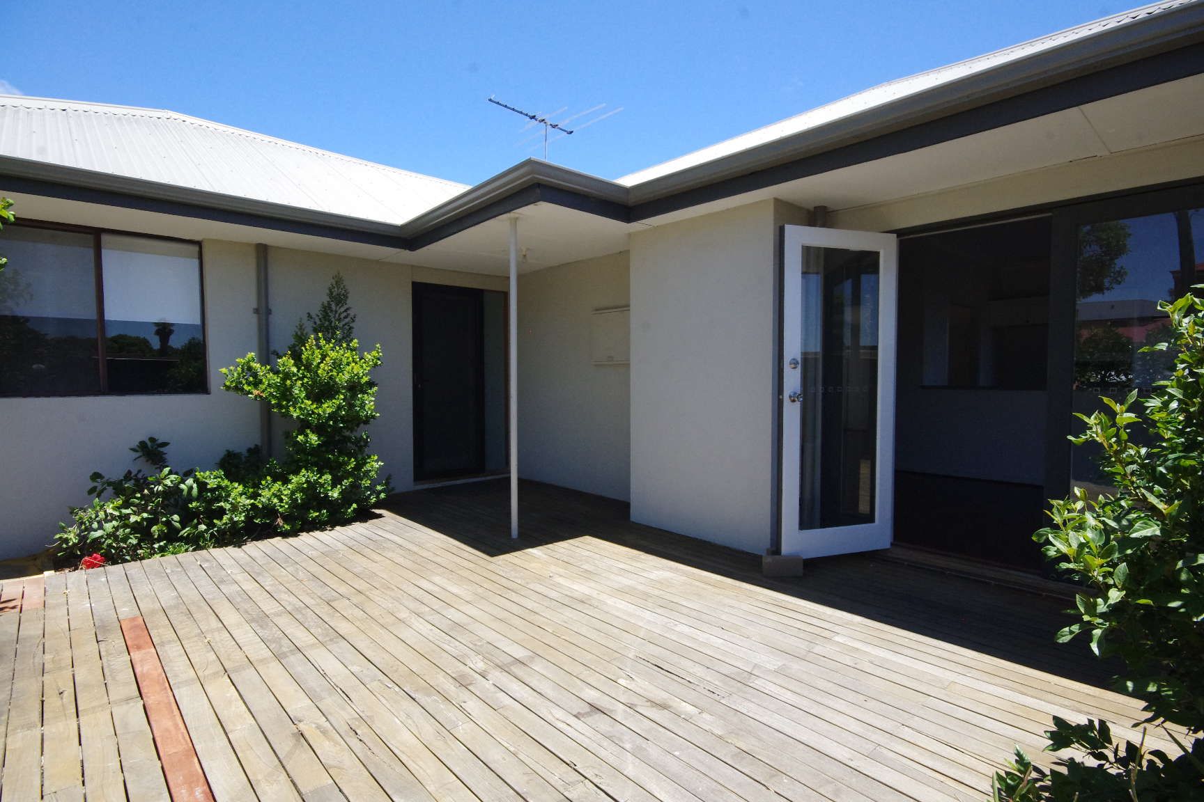 33 Tetworth Crescent, Nollamara, WA 6061