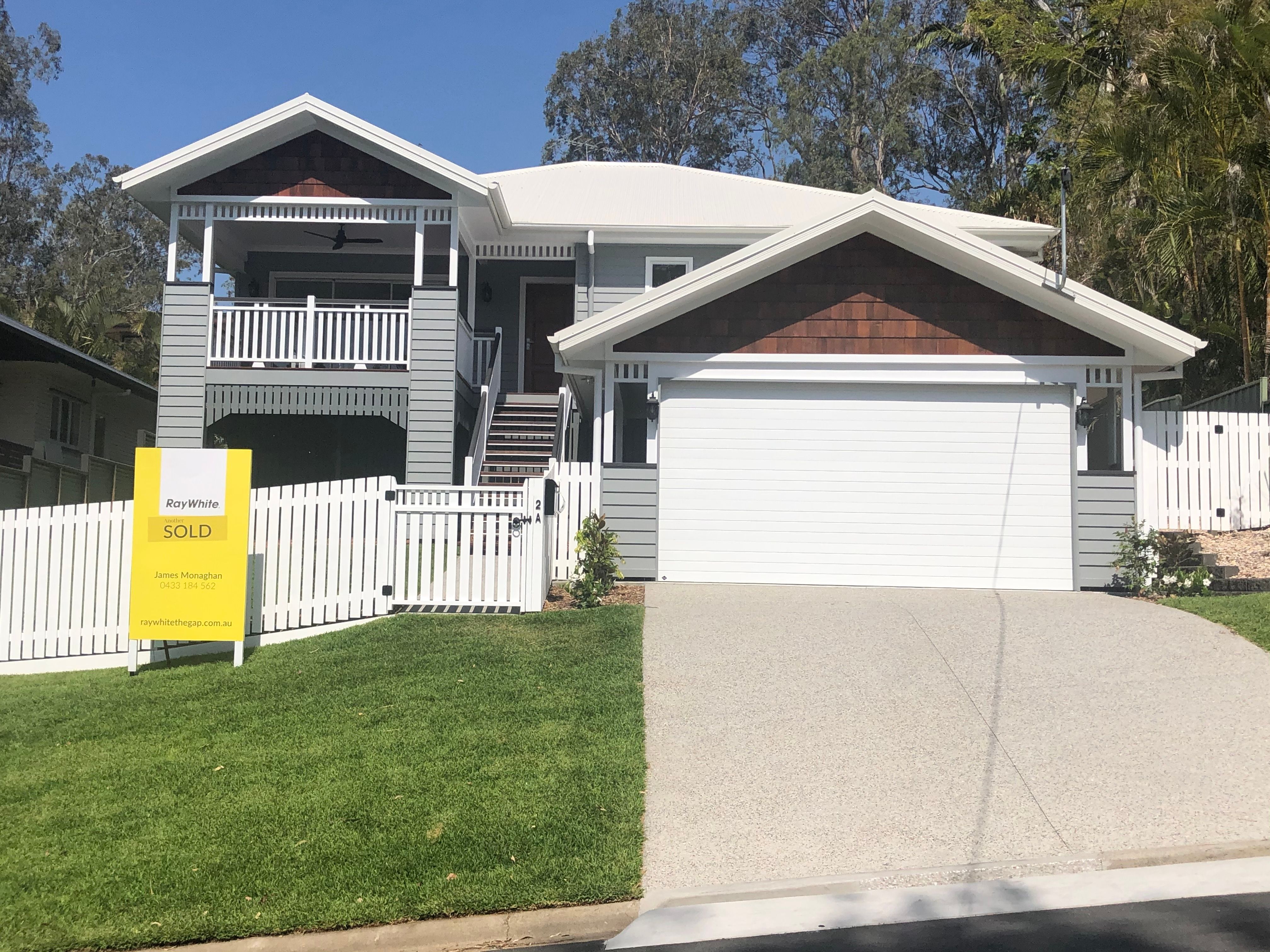 2A D'Aguilar Road, The Gap QLD 4061