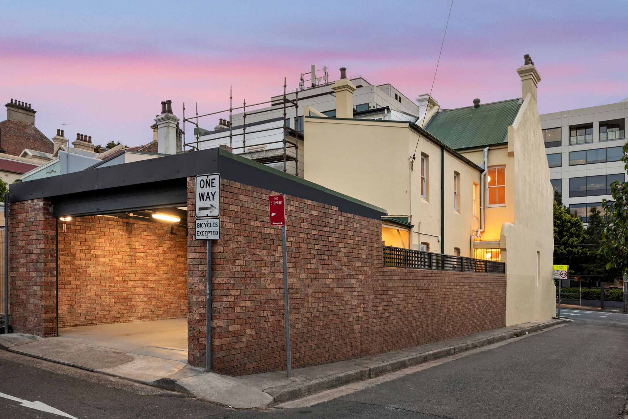 216 Chalmers Street — photo 17 of 17