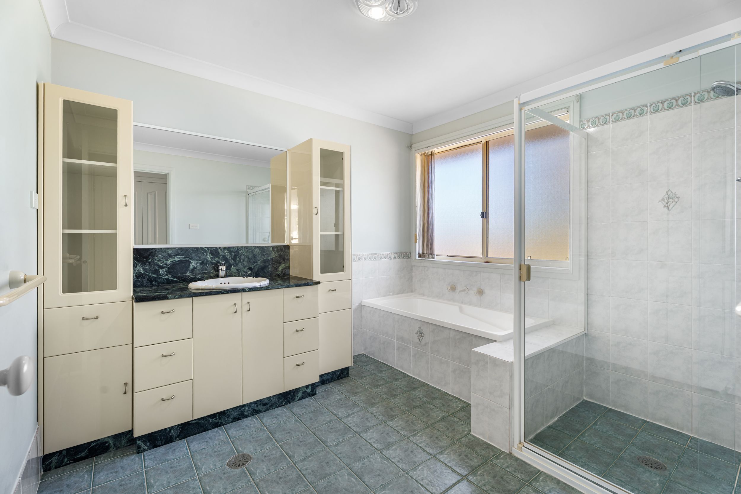 88 Taylors Road, Silverdale, NSW