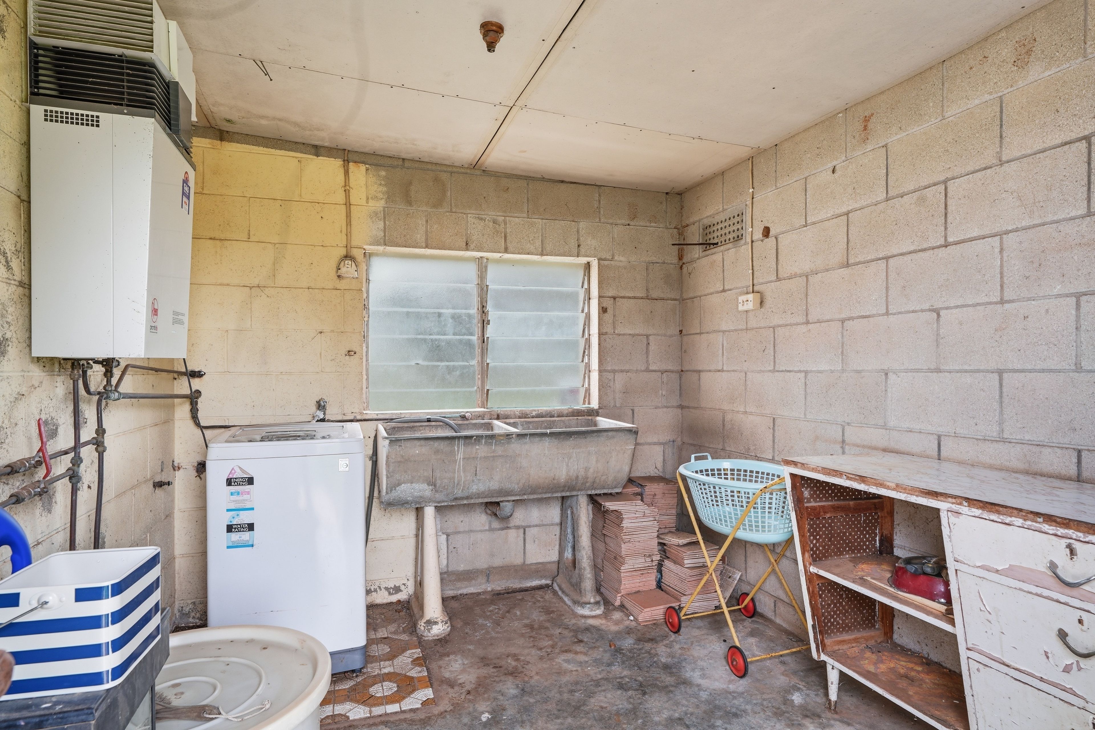 155 Molineux Road. — photo 17 of 30