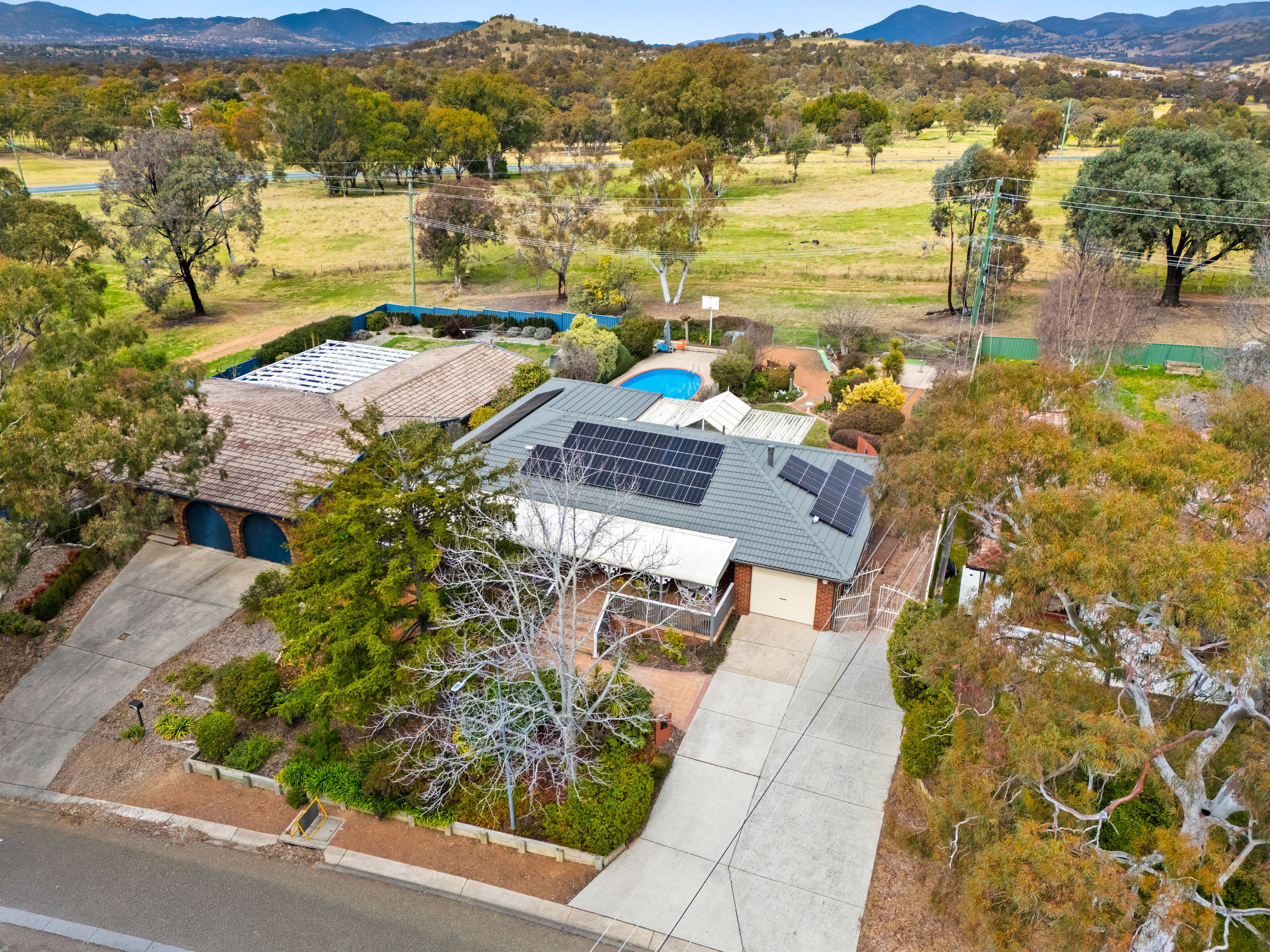 146 Allchin Circuit, Kambah, ACT 2902