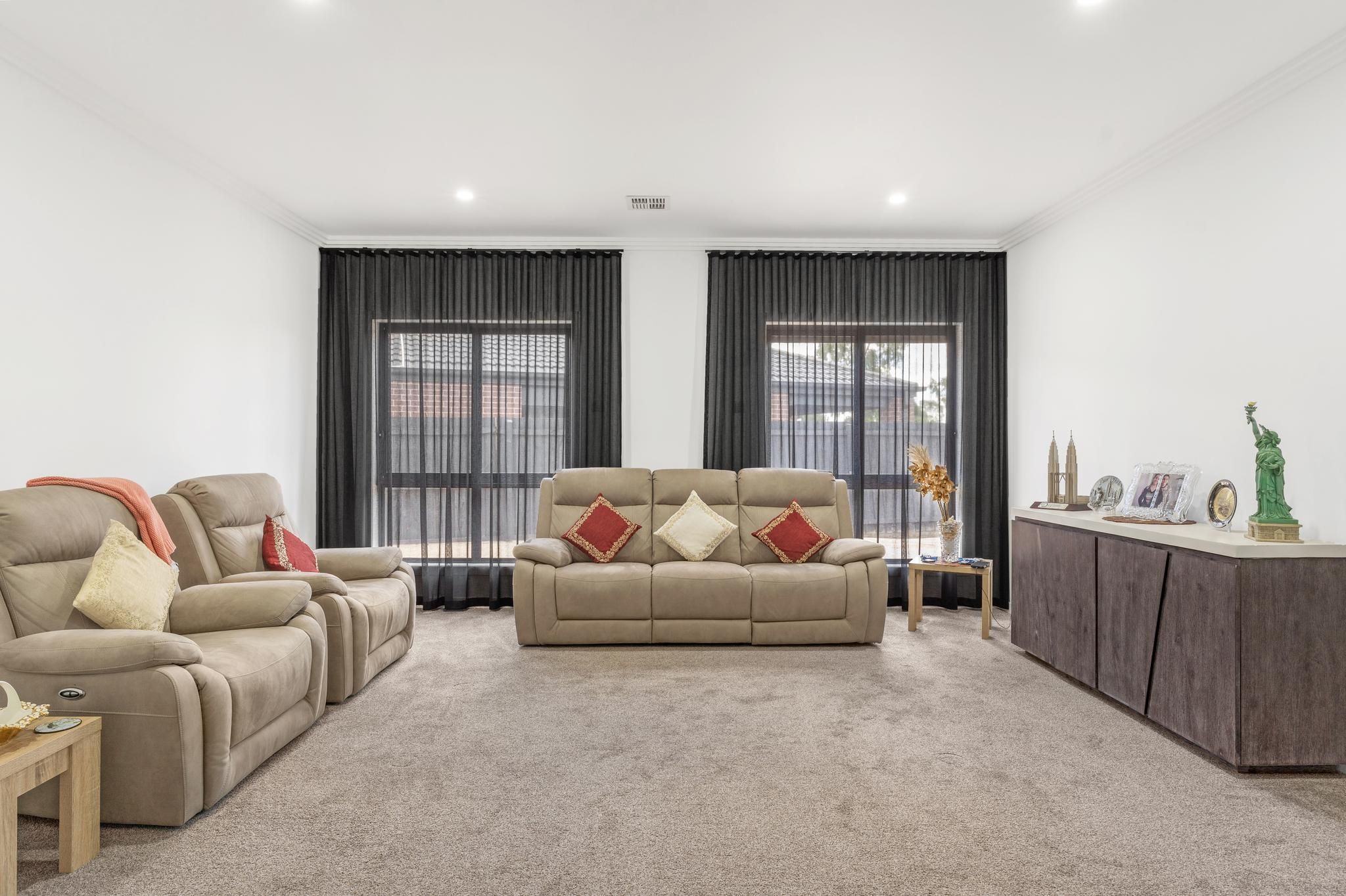 34 Cotton Field Way, Brookfield, VIC 3338