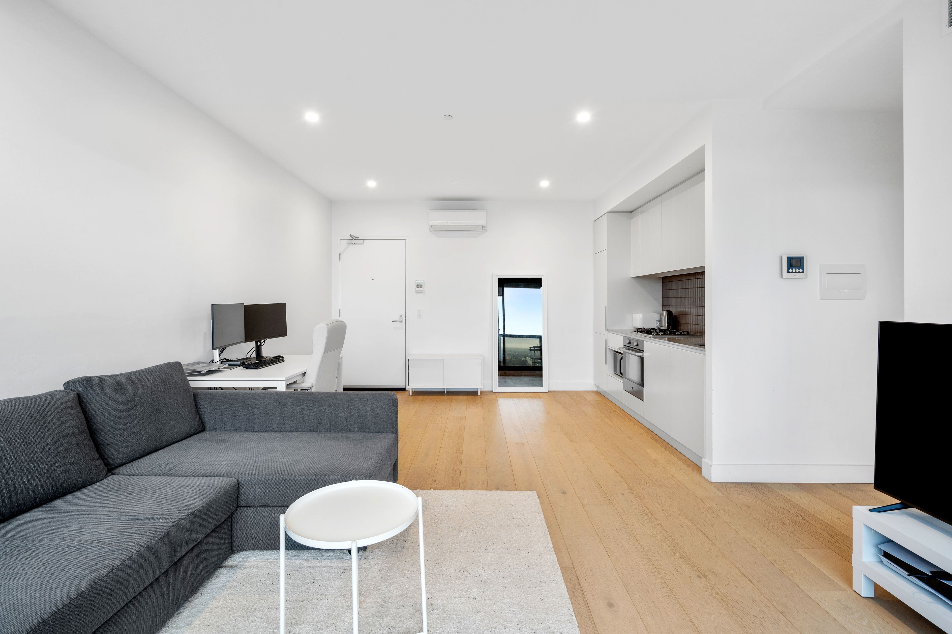 1403/421 King William Street, Adelaide, SA 5000