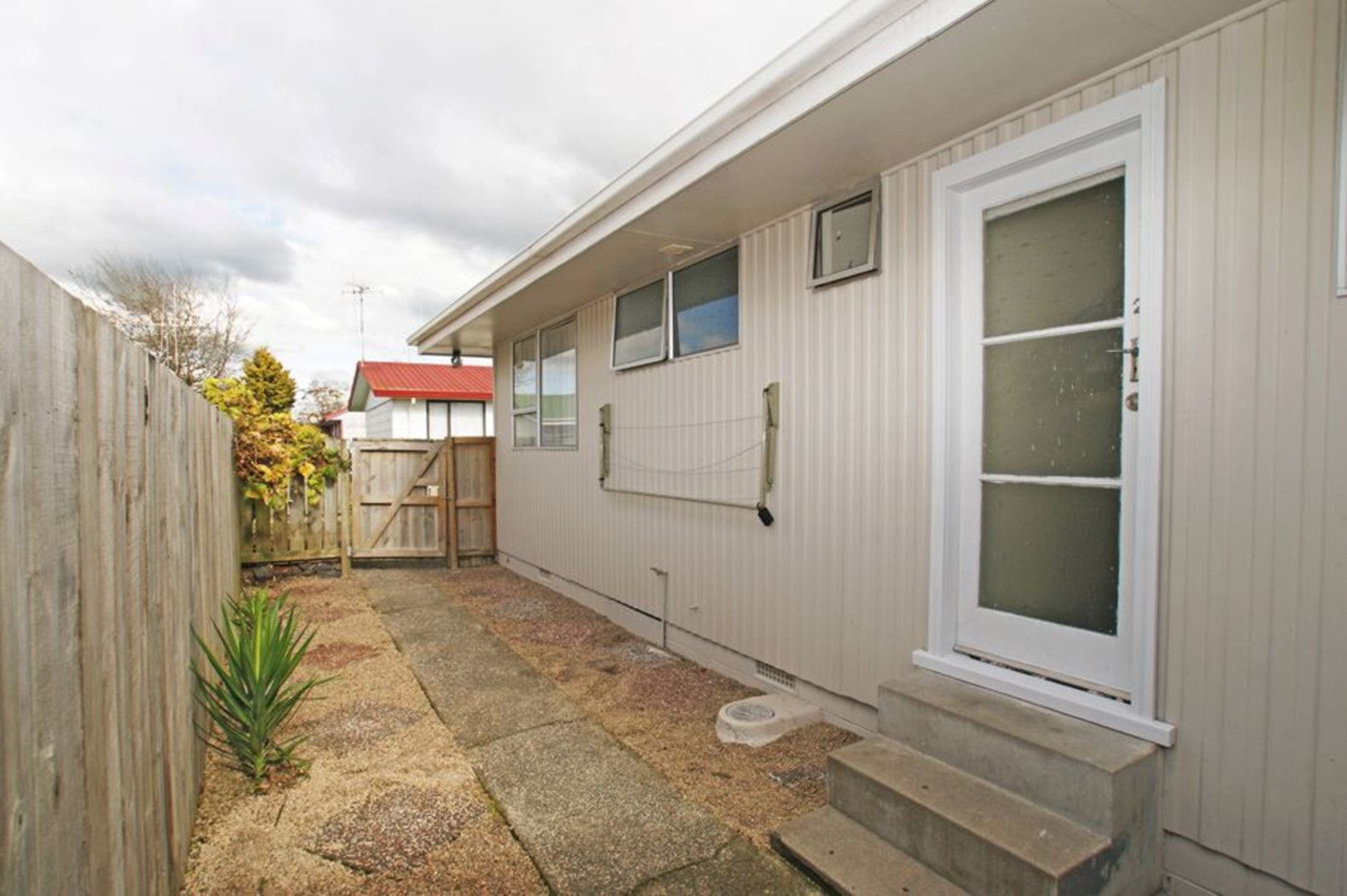 2/110 Firth Street, Hamilton East, Hamilton City