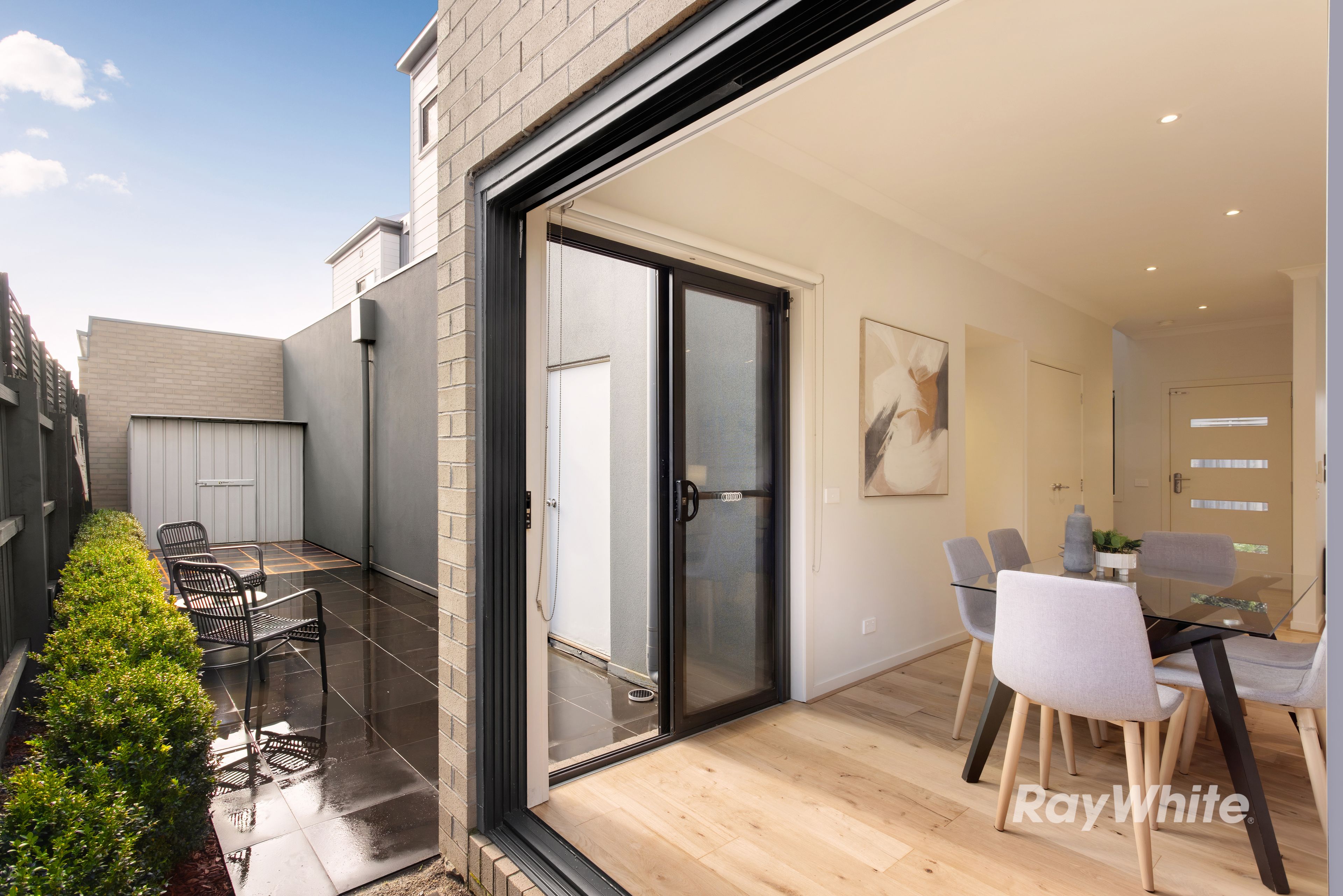4/53 Bondi Road — photo 10 of 11