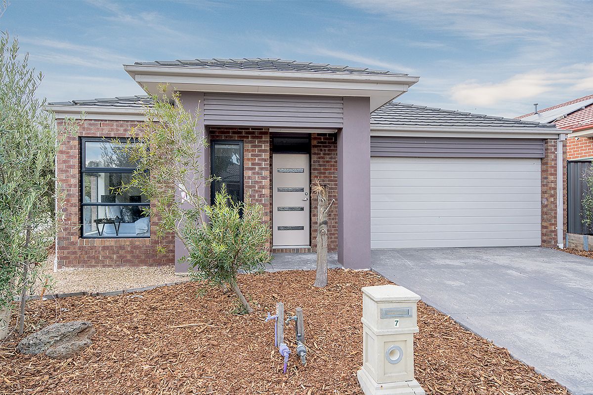 7 Pearce Way, Craigieburn, VIC 3064