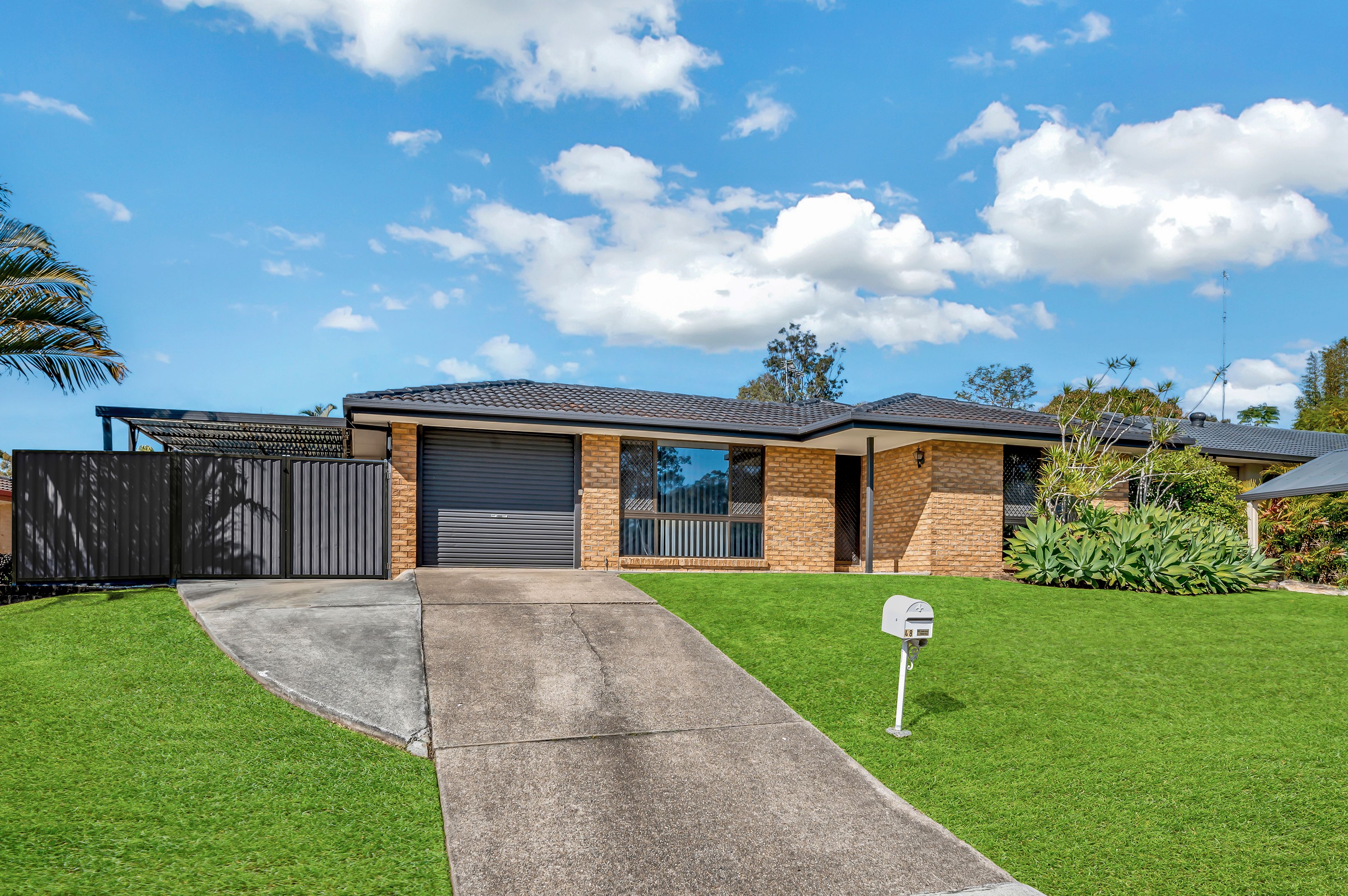 48 Ashford Road, Helensvale QLD 4212