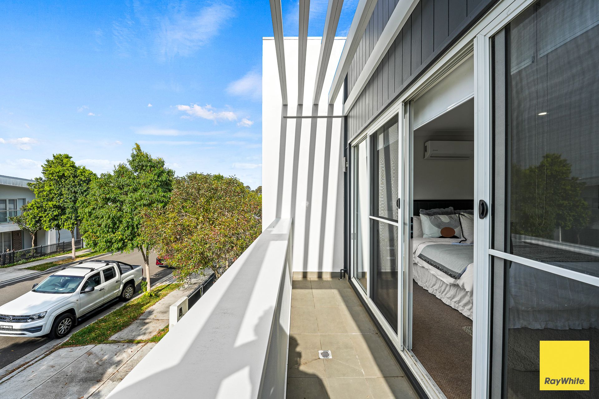 39 Indigo Crescent — photo 8 of 15