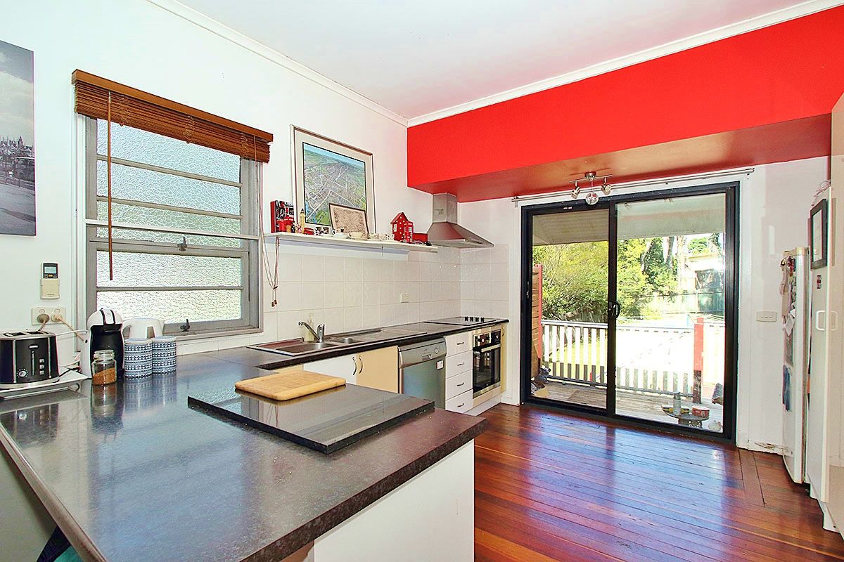 27 Galah Street, Churchill, QLD 4305
