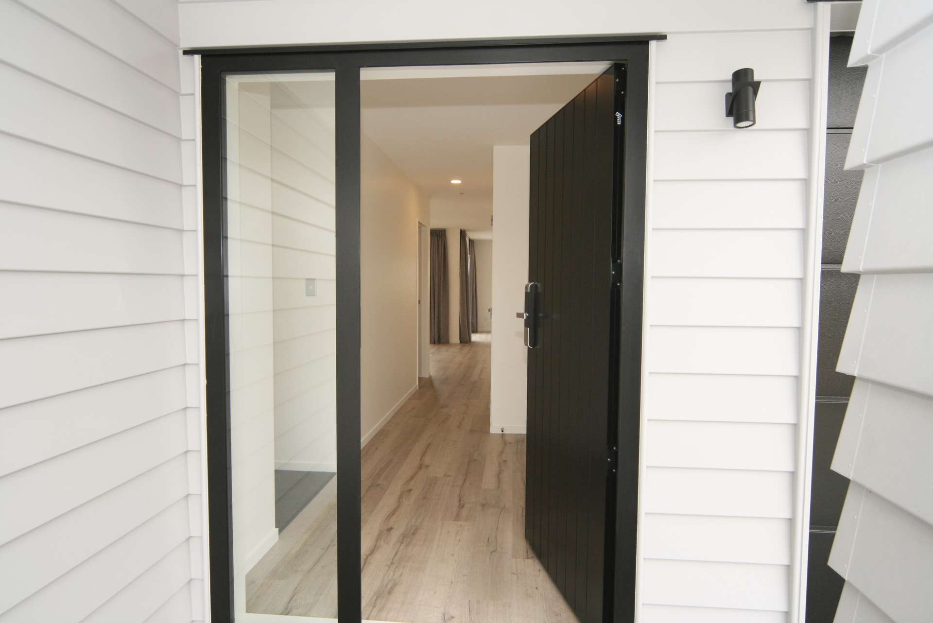 28 Vinistra Road photo 1