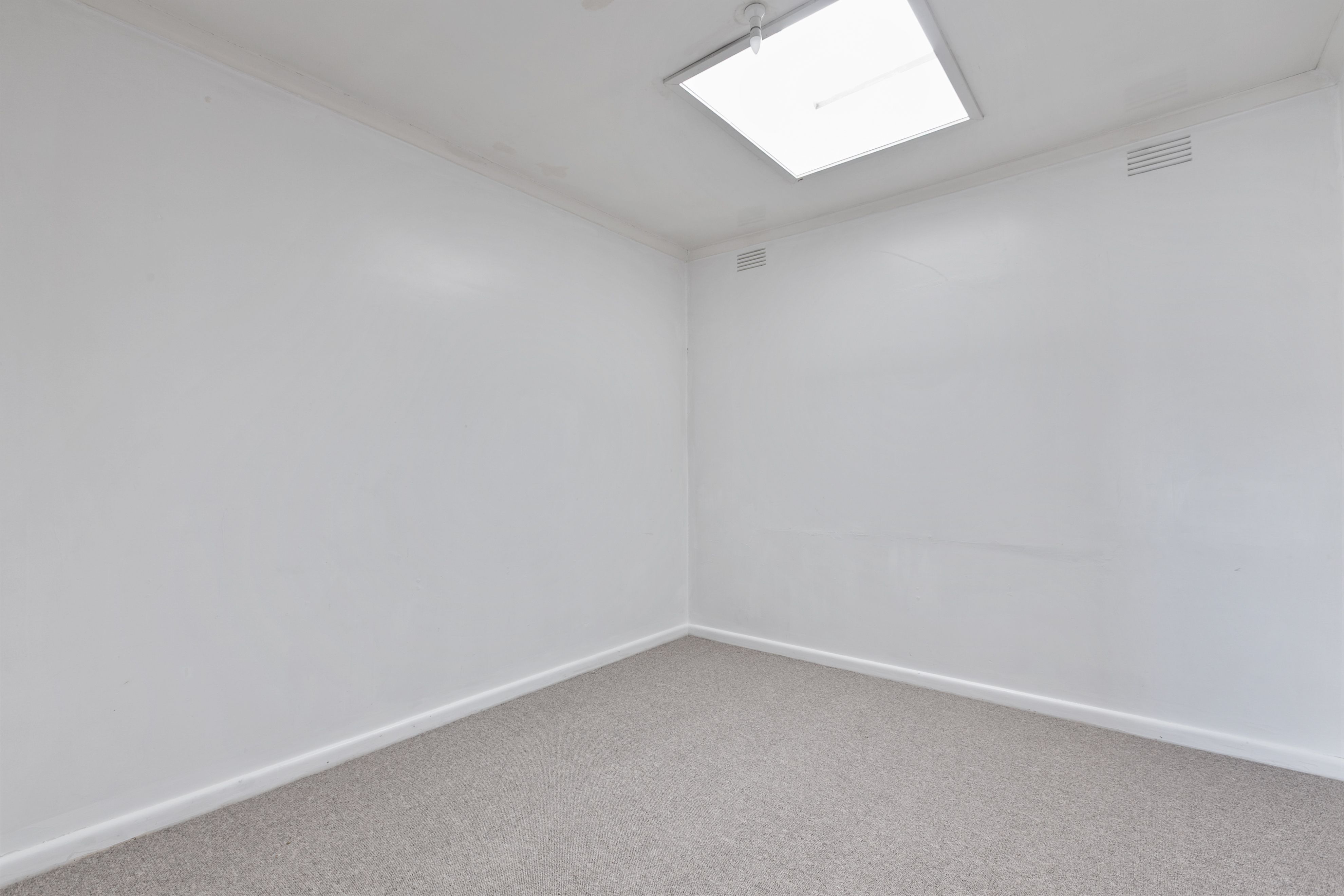 4 Waratah Street — photo 9 of 10