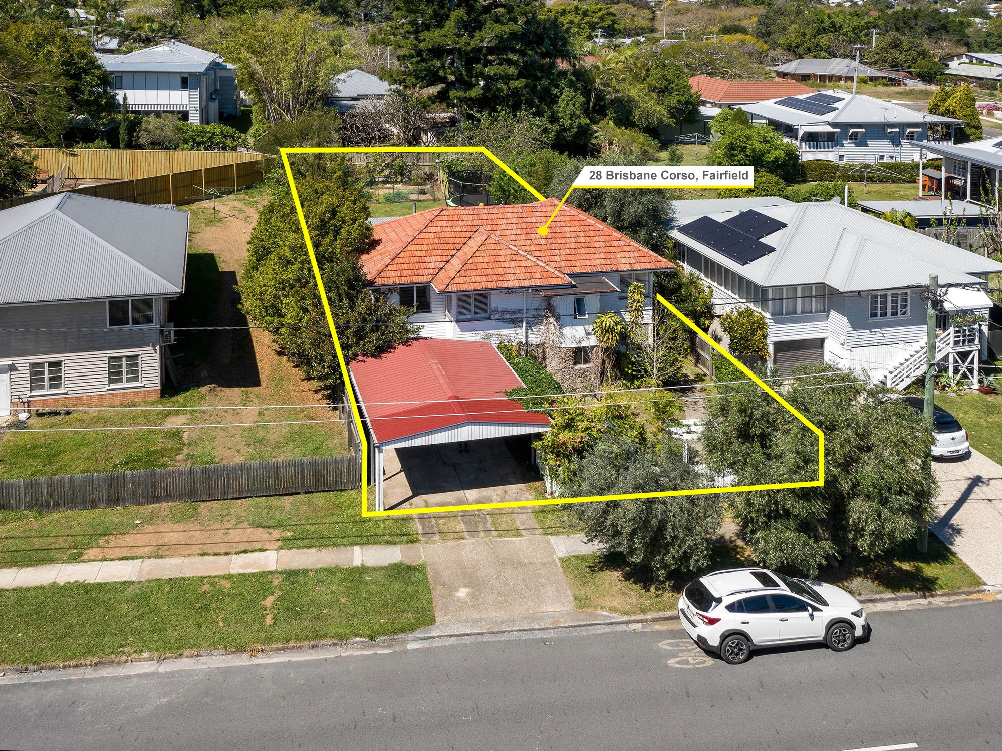 28 Brisbane Corso, Fairfield, QLD 4103