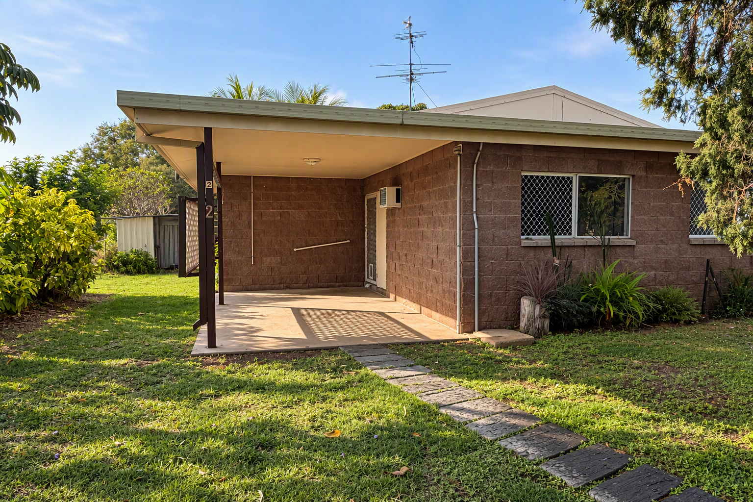 2/9 O'Shanesy Street — photo from Ray White Rockhampton