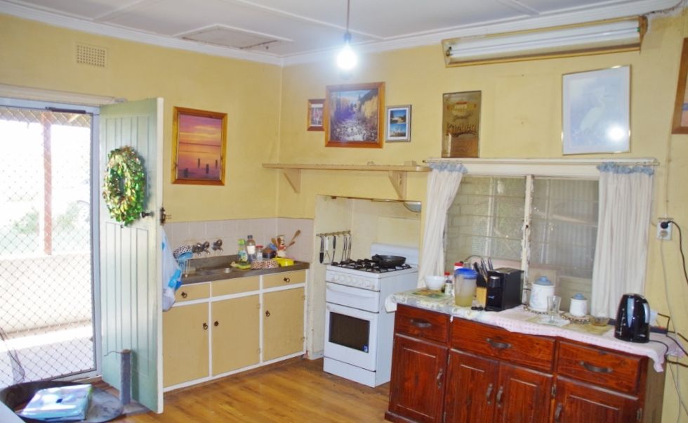 84 Lindsay Point Road, Paringa, SA 5340