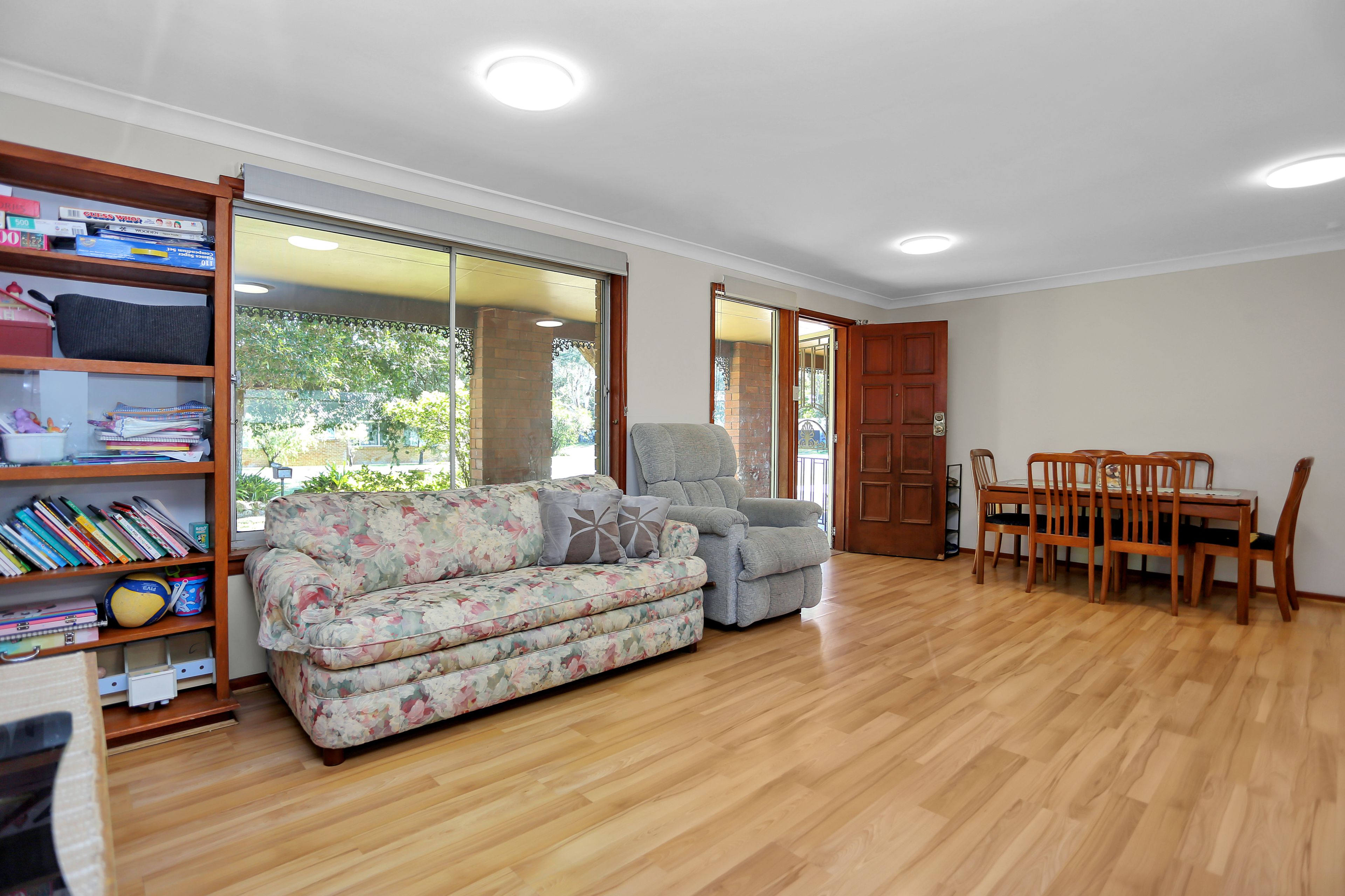 32 Ibis Avenue — photo 3 of 16