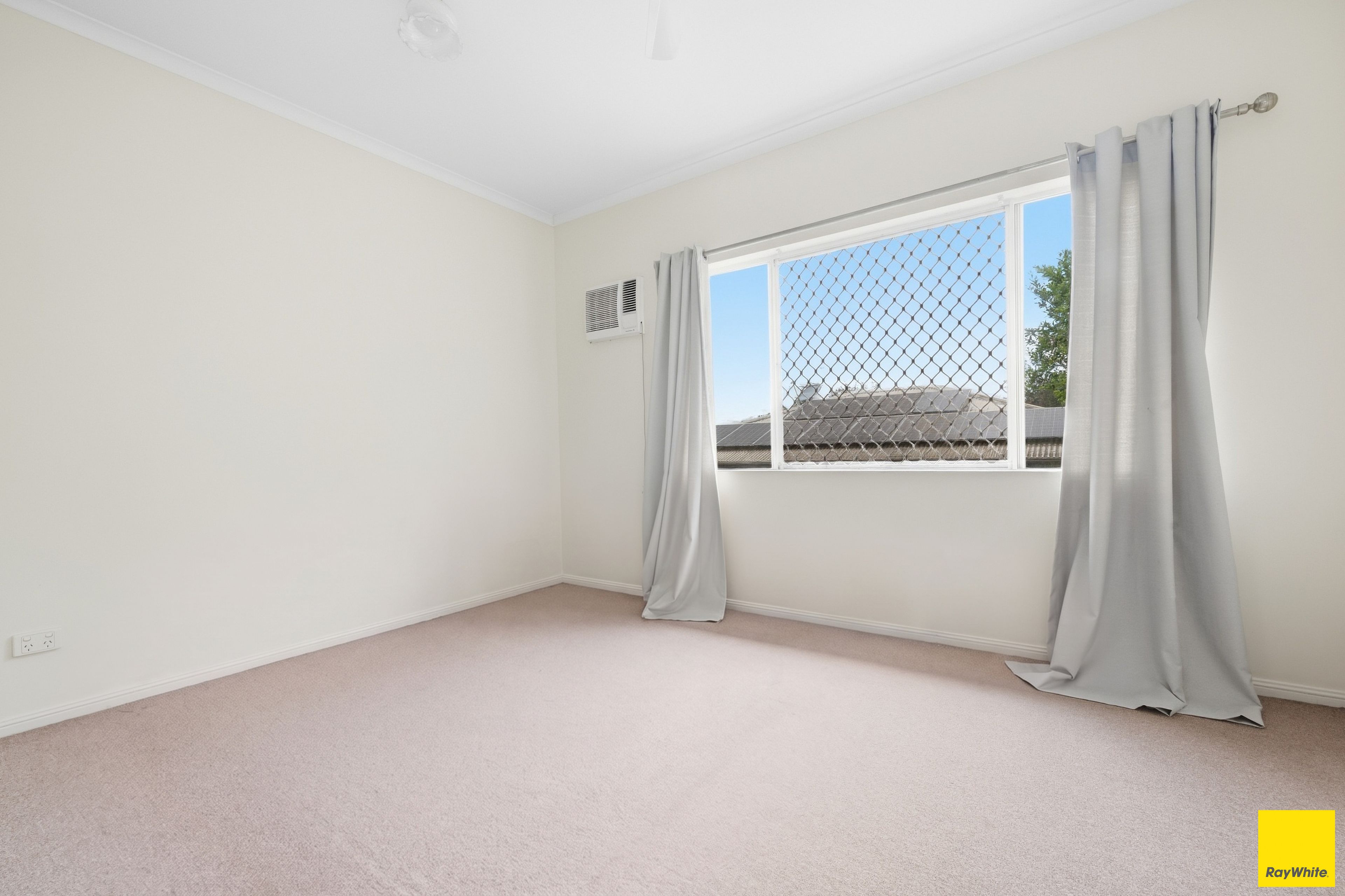 5/2 Cavanagh Street — photo 7 of 11