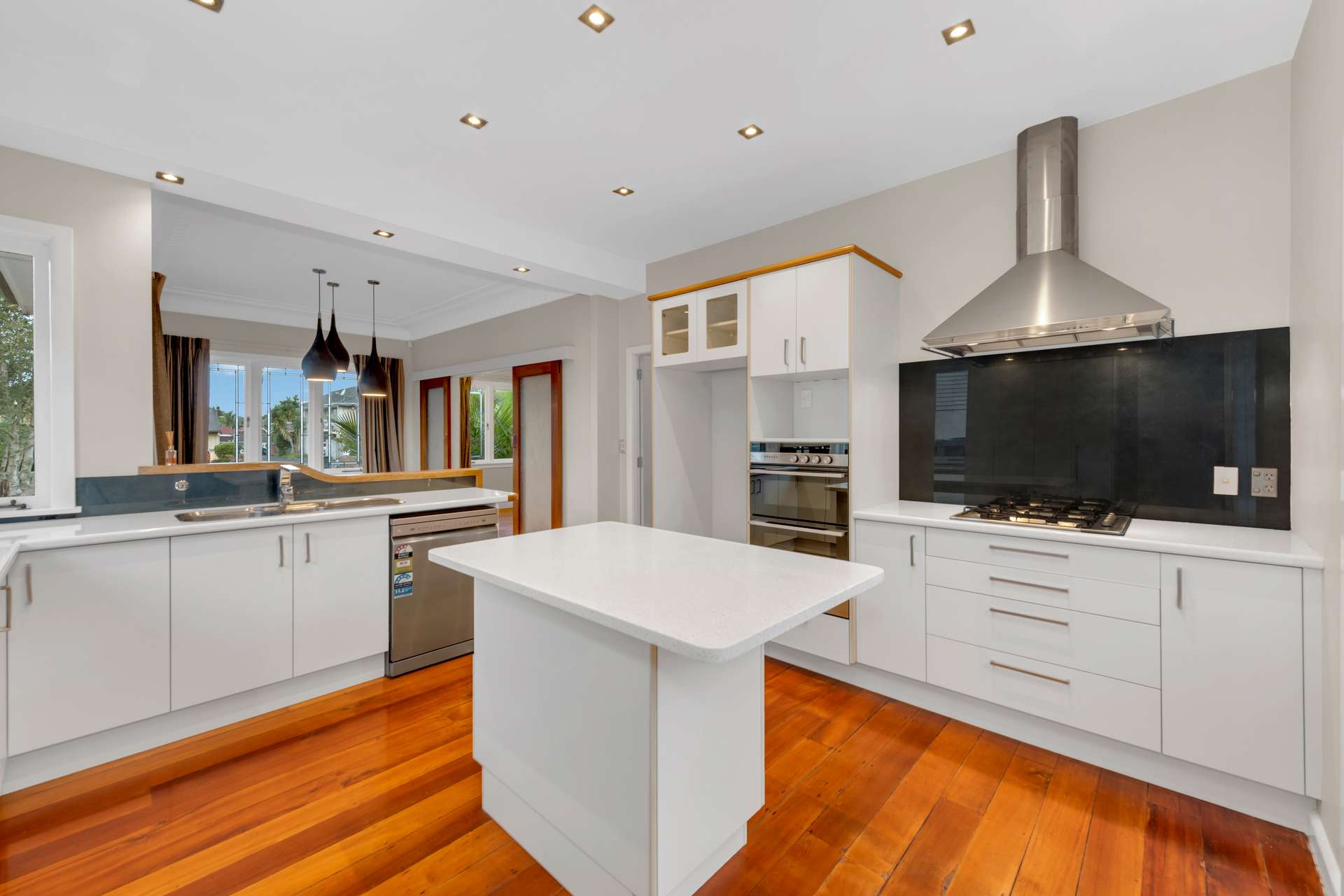 1/16 Kerswill Place photo 8