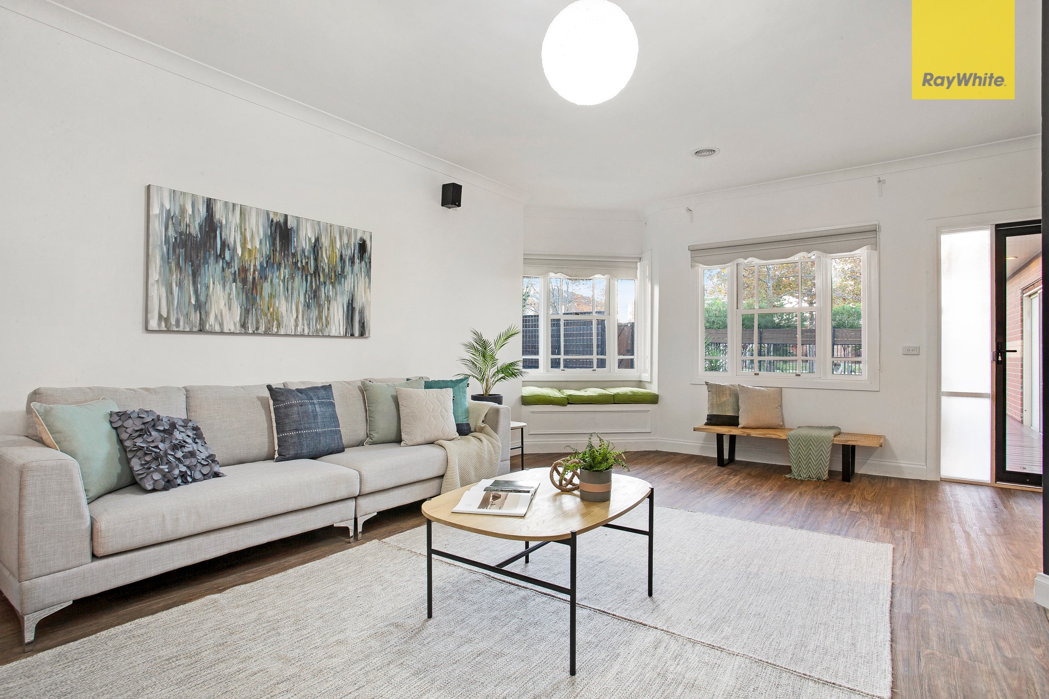 6 John Paul Drive, Hillside, VIC 3037
