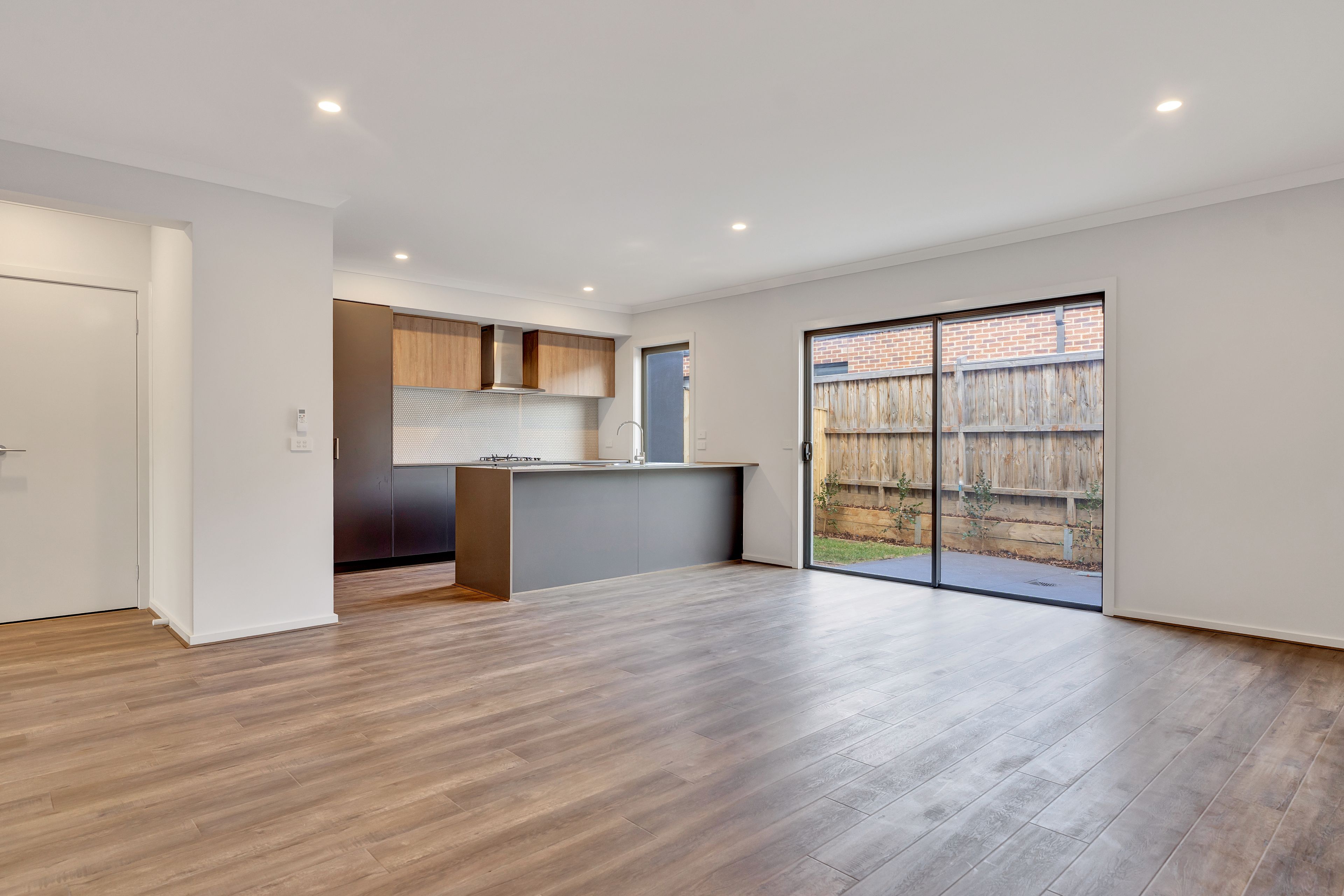 14 Woolspinner Crescent, Wyndham Vale, VIC 3024