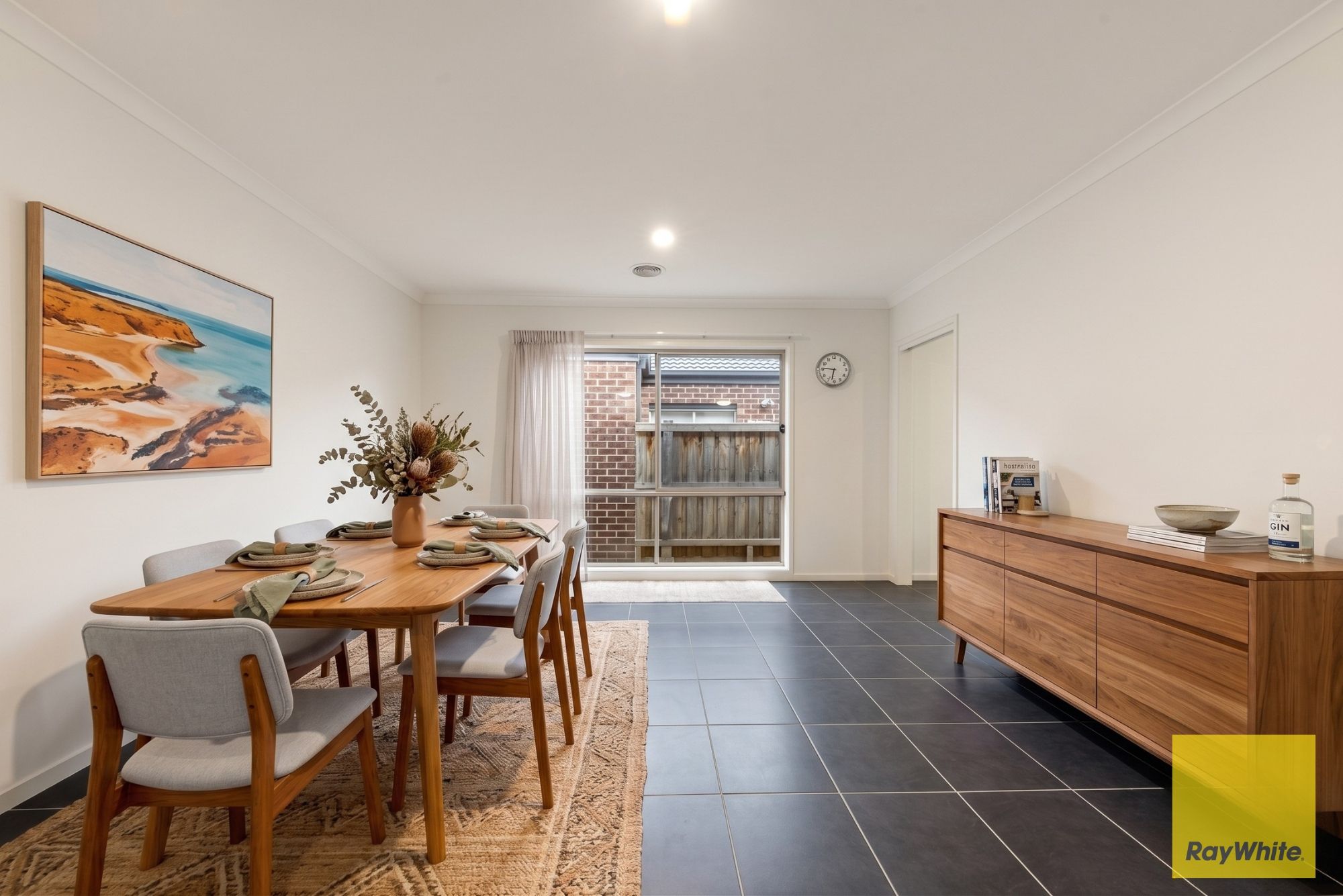12 Sorrenberg Street — photo 4 of 12