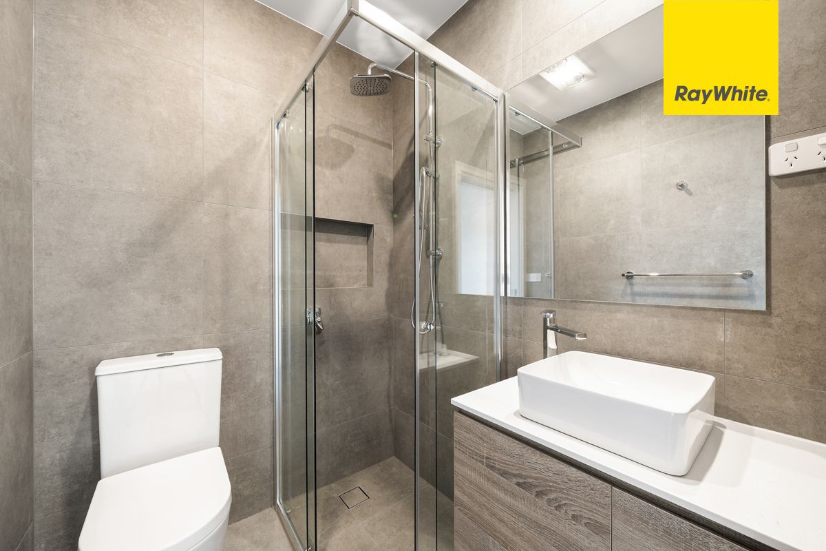 35A Thornhill Crescent — photo 5 of 12