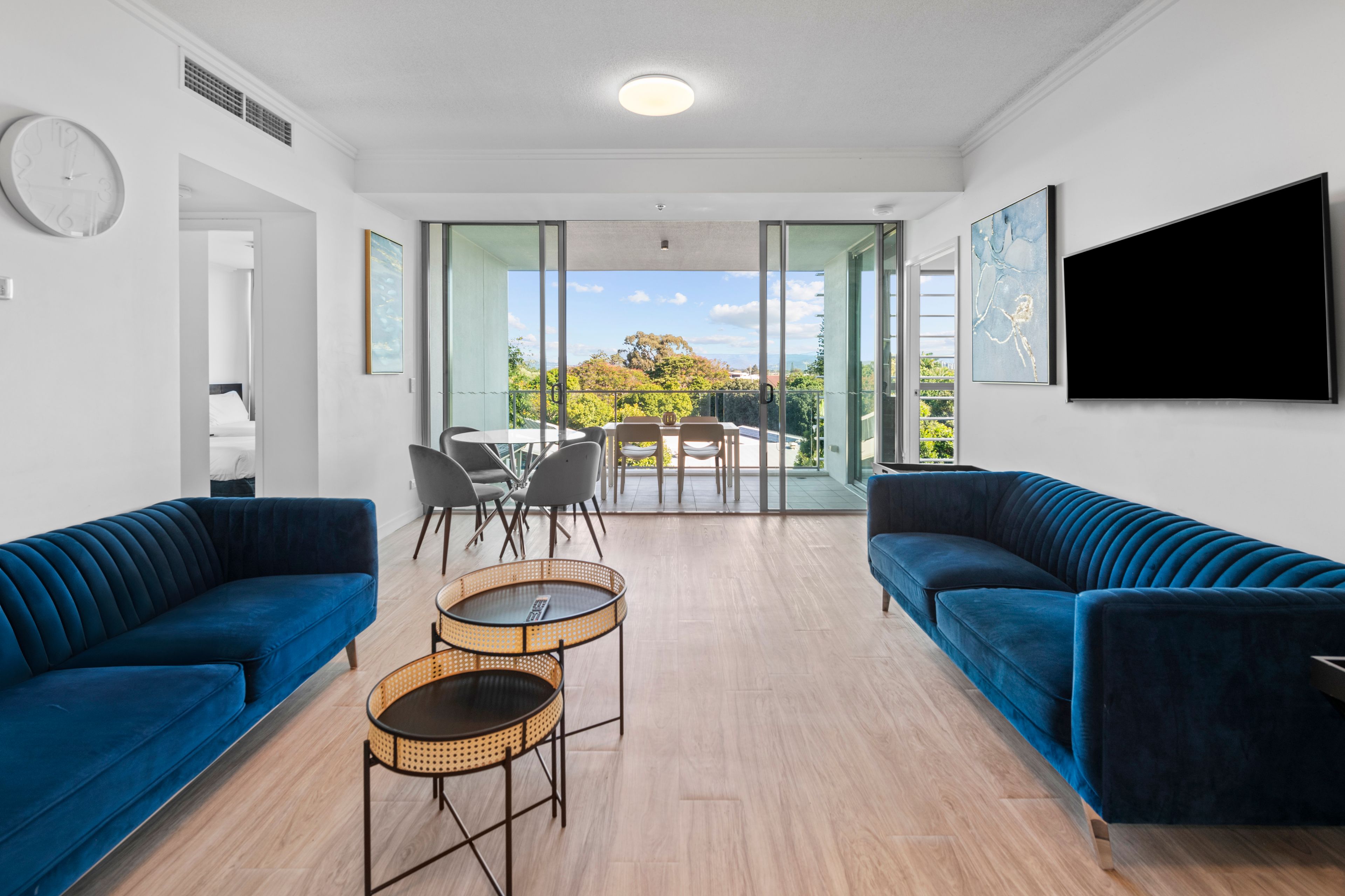 2320/33 T E Peters Drive, Broadbeach Waters, QLD 4218