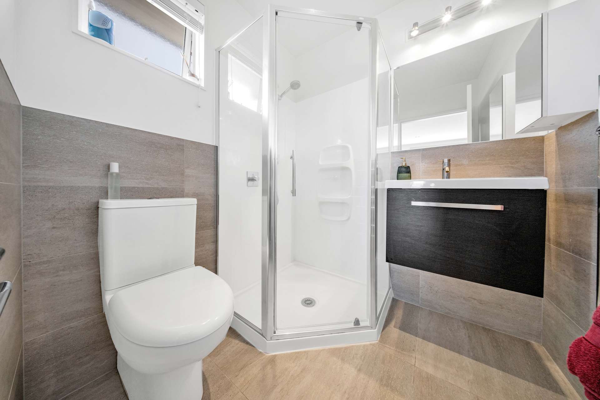 89C Clovelly Road photo 23