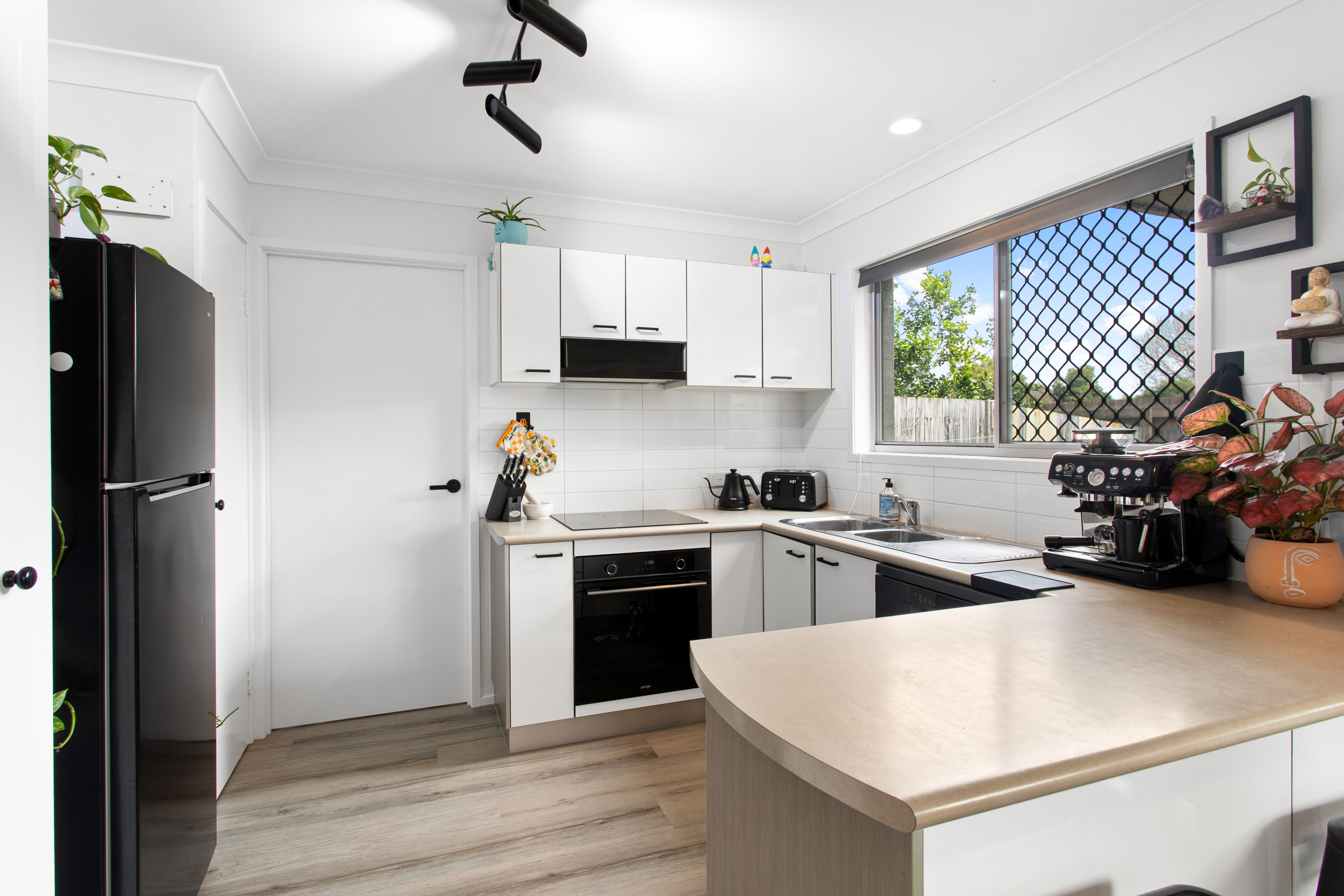 8/32 Blyth Road — photo 7 of 16