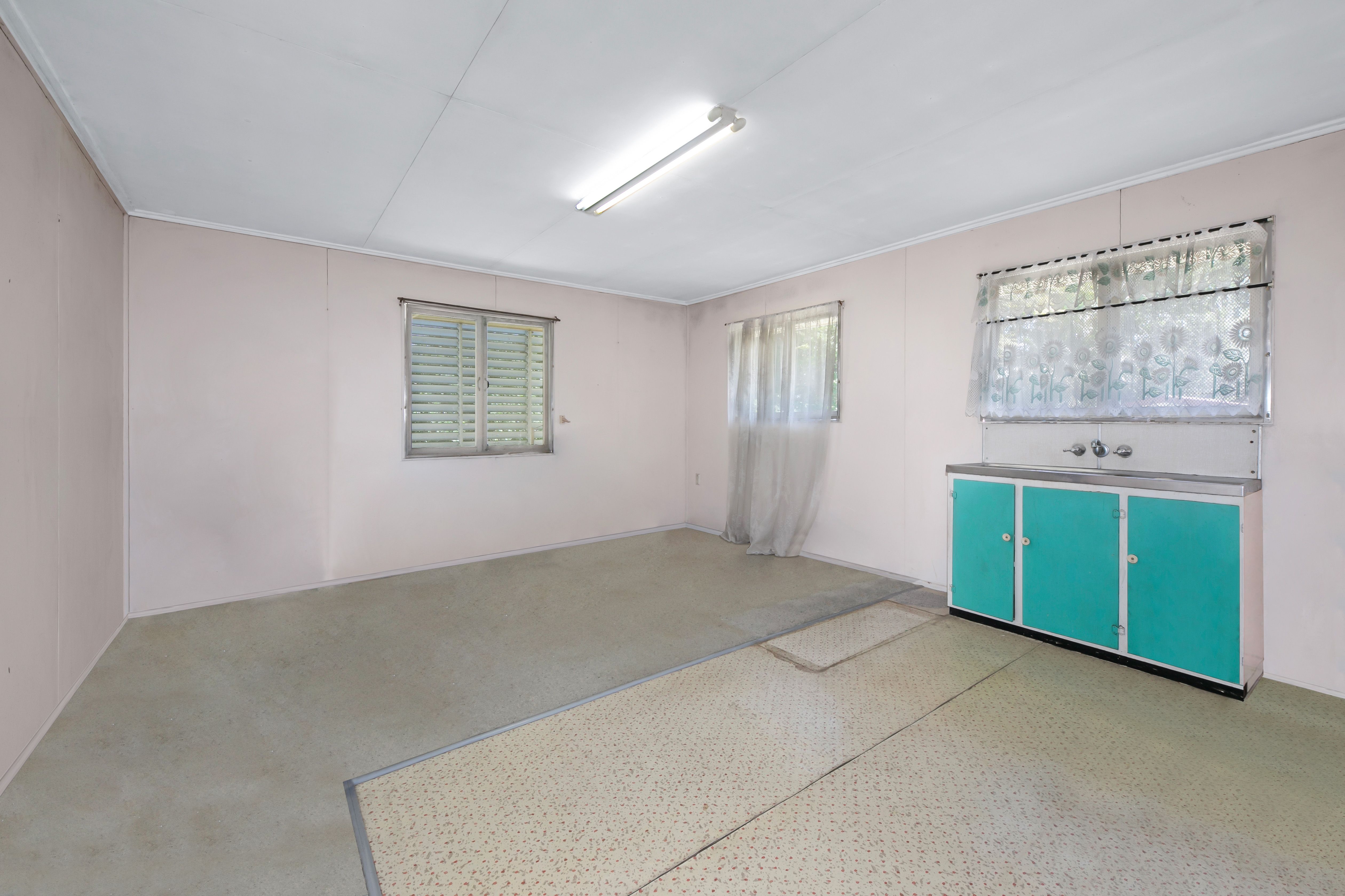 46 Delville Avenue — photo 9 of 12
