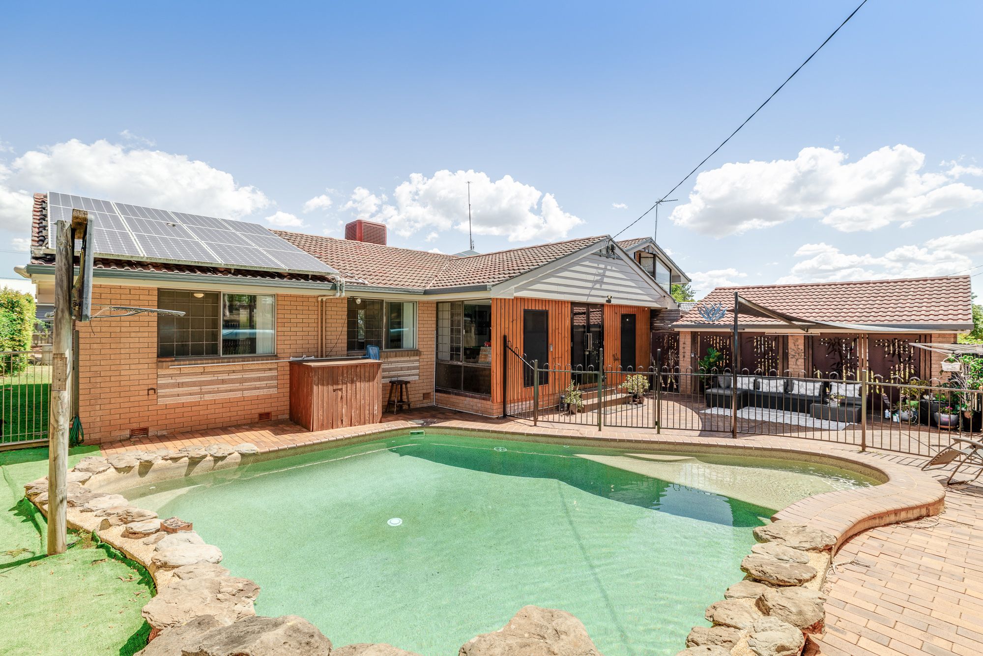 16 Kruger Street, Rangeville, QLD 4350